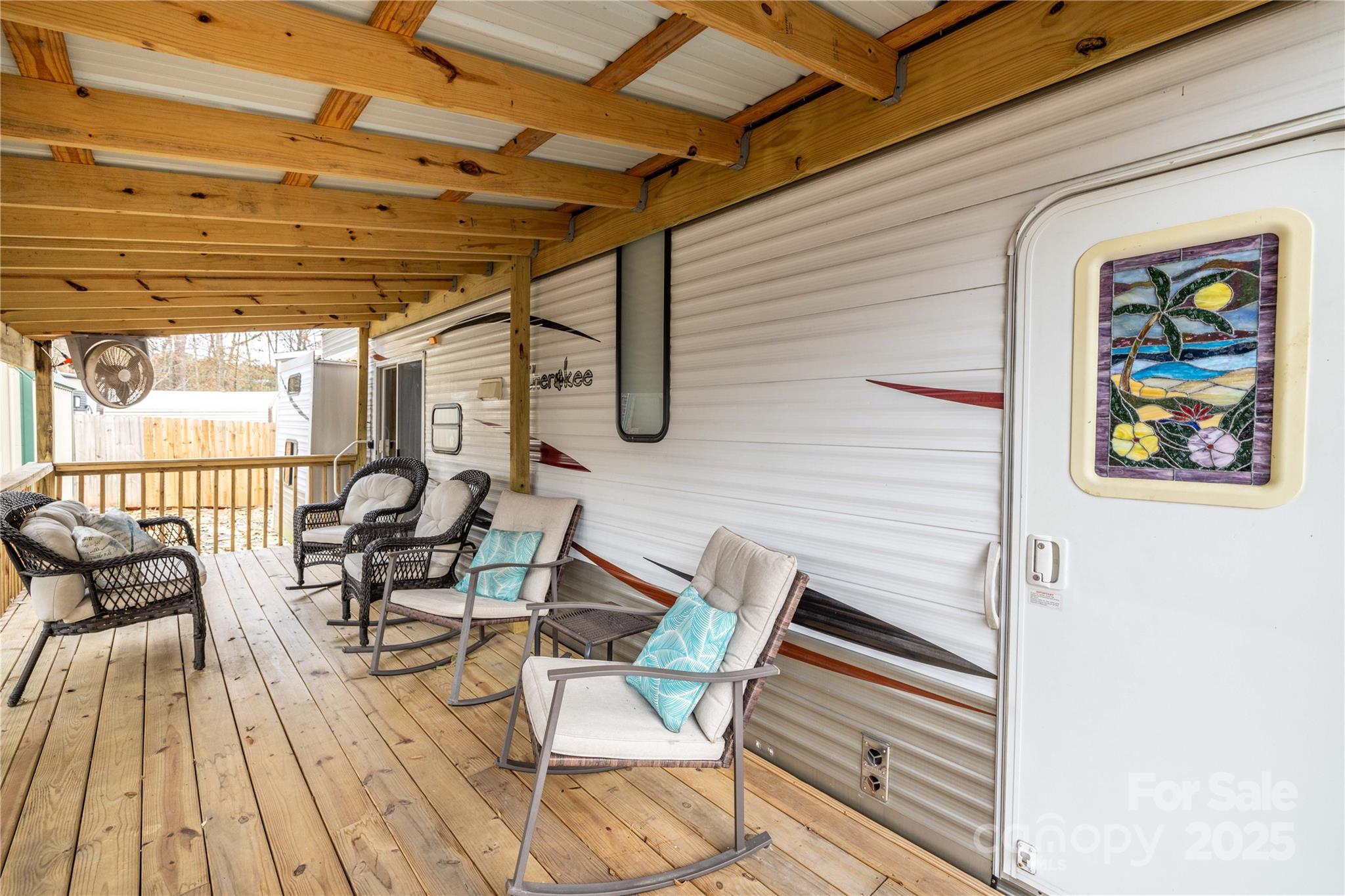 Twin Harbor - Residential