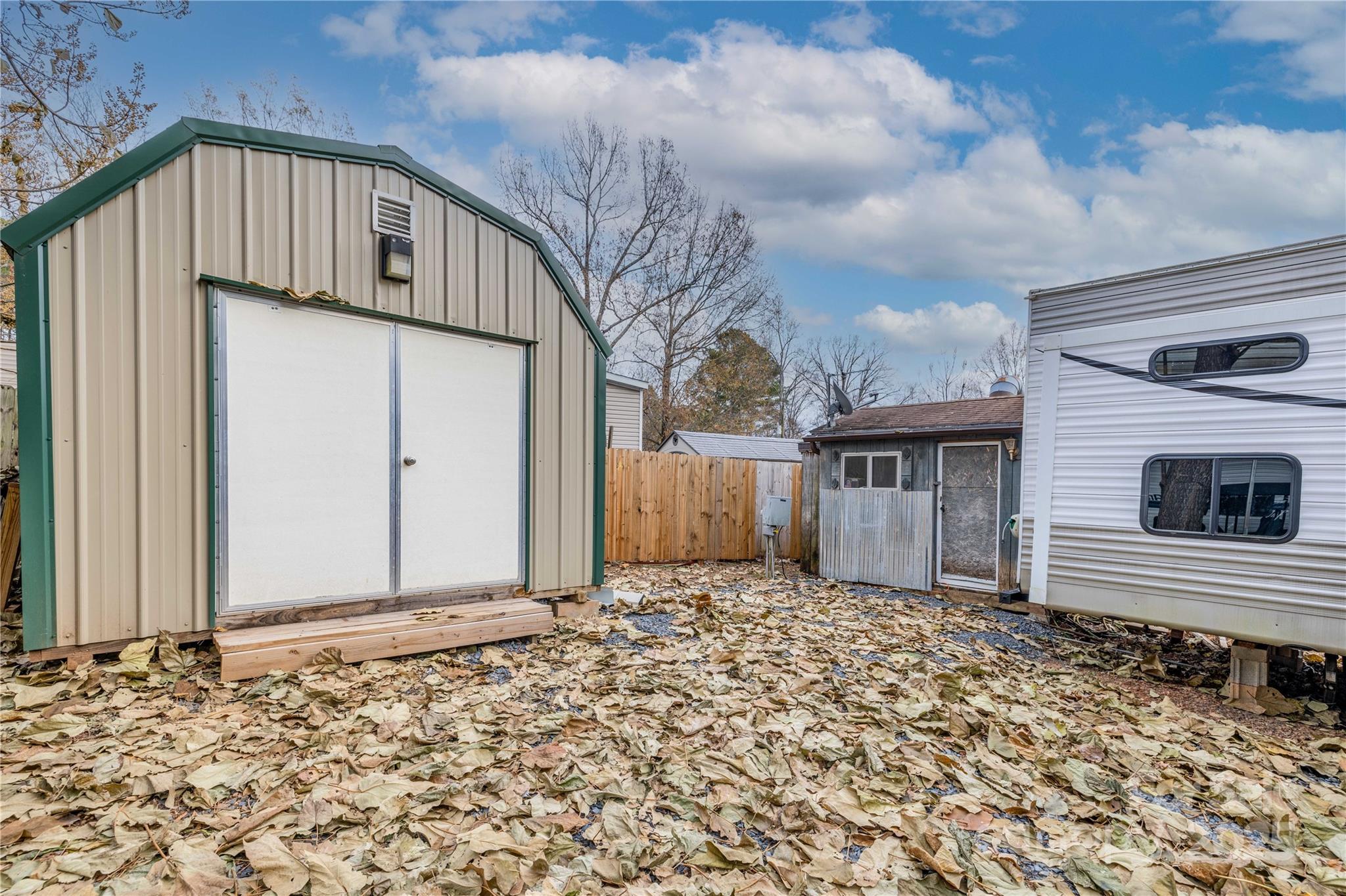 Twin Harbor - Residential