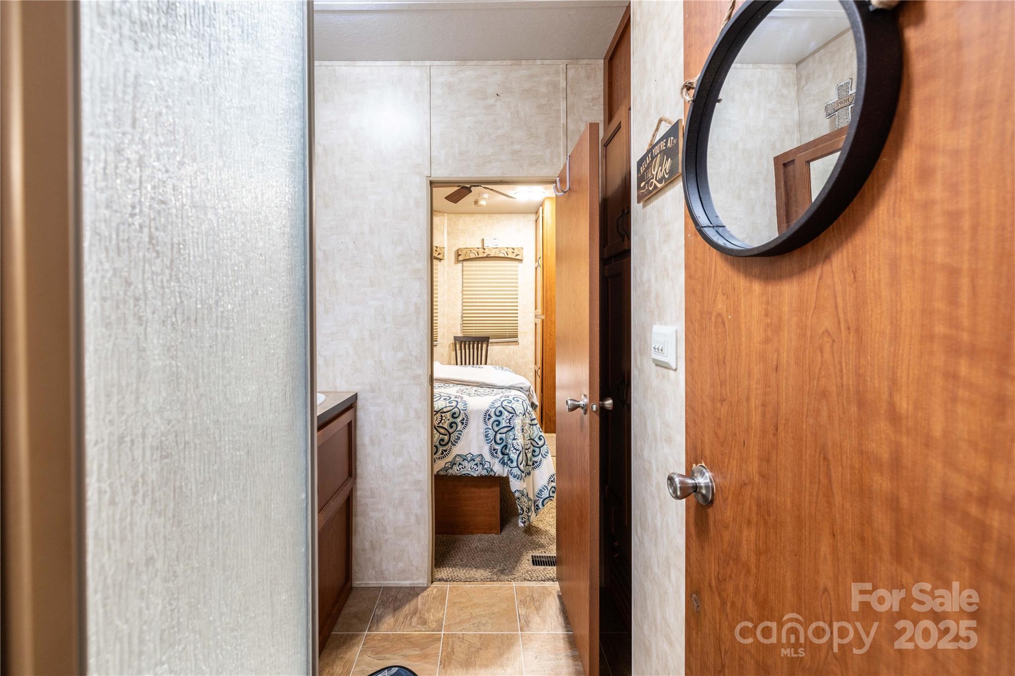 Twin Harbor - Residential