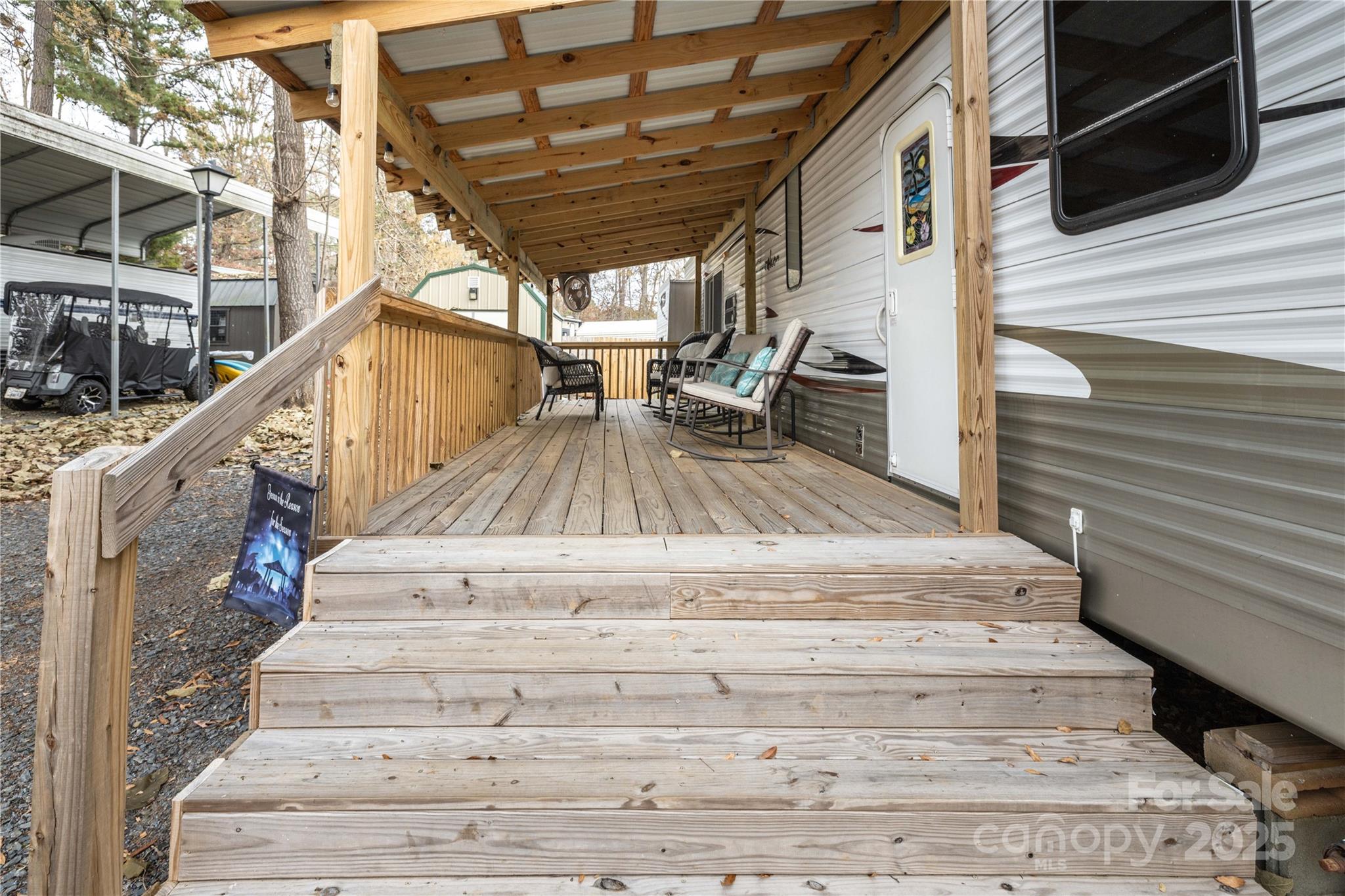 Twin Harbor - Residential