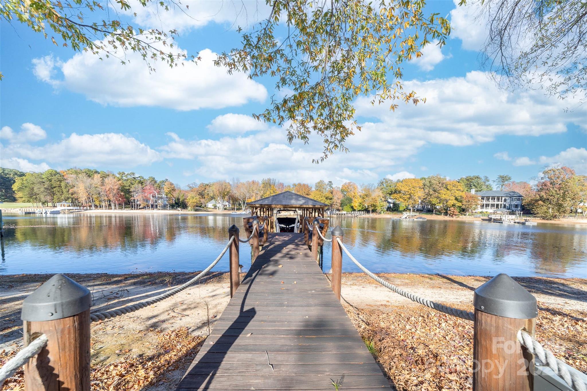 the Peninsula - Residential