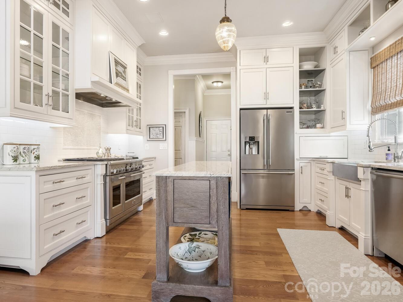 8618 Highgrove Street