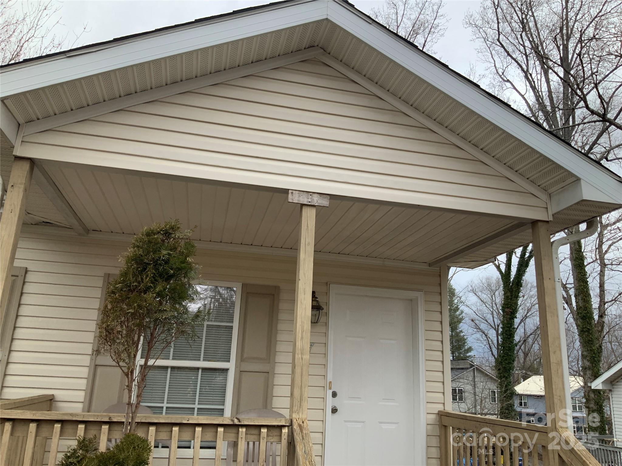7 CHAPEL PARK Place