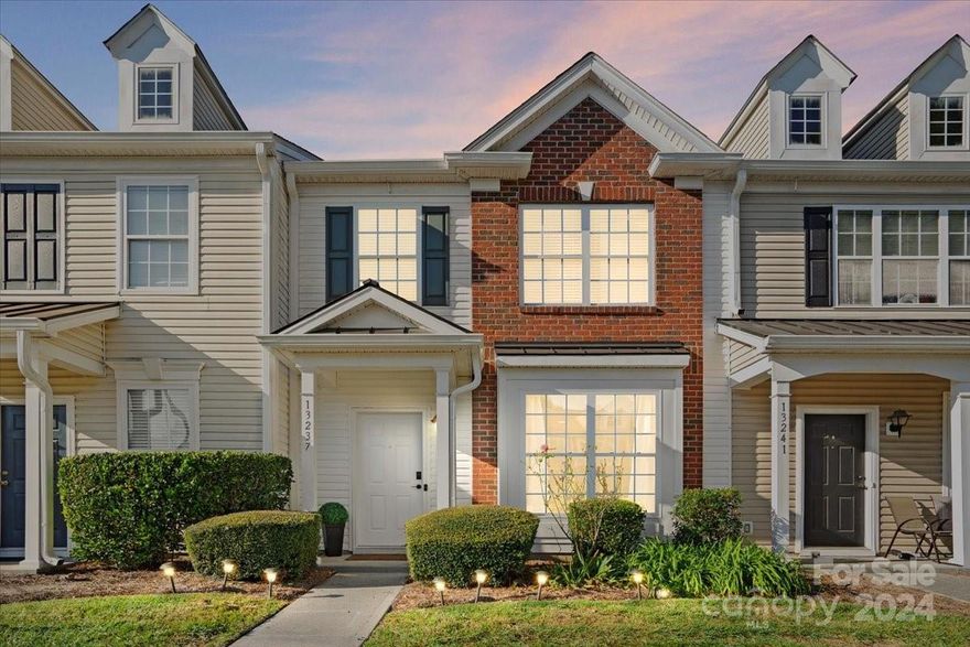 This charming 2-bedroom, 2.5-bathroom townhouse offers 1,490 square feet of living space that is flooded with natural light and features an open floor plan perfect for entertaining. Step outside to enjoy a spacious backyard ideal for gatherings or relaxing in the sun. Located in a great school district and within a community that boasts a fitness club and swimming pool, this move-in ready home it's waiting for you!