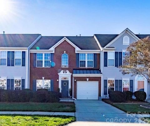 Photo of 4036 Holly Villa Circle, Indian Trail, NC 28079 (MLS # 4338479)