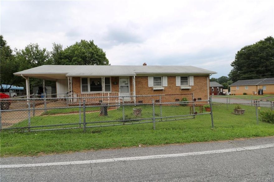 Brick home located on corner of Old Post and Mountain St, home has hardwood floors, close to downtown and John Chavis middle. Home is in need of repairs and is being sold as-is.