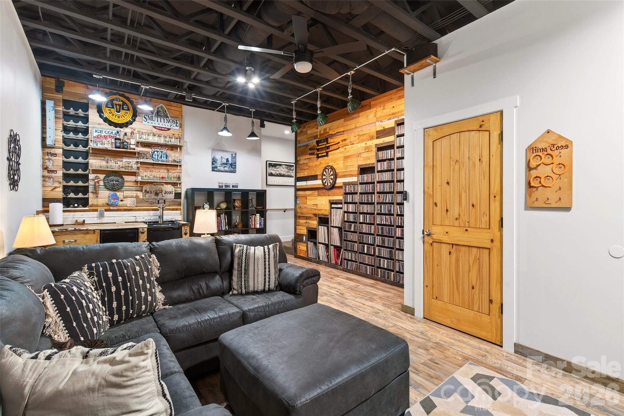 Jacks Mountain Preserve - Residential