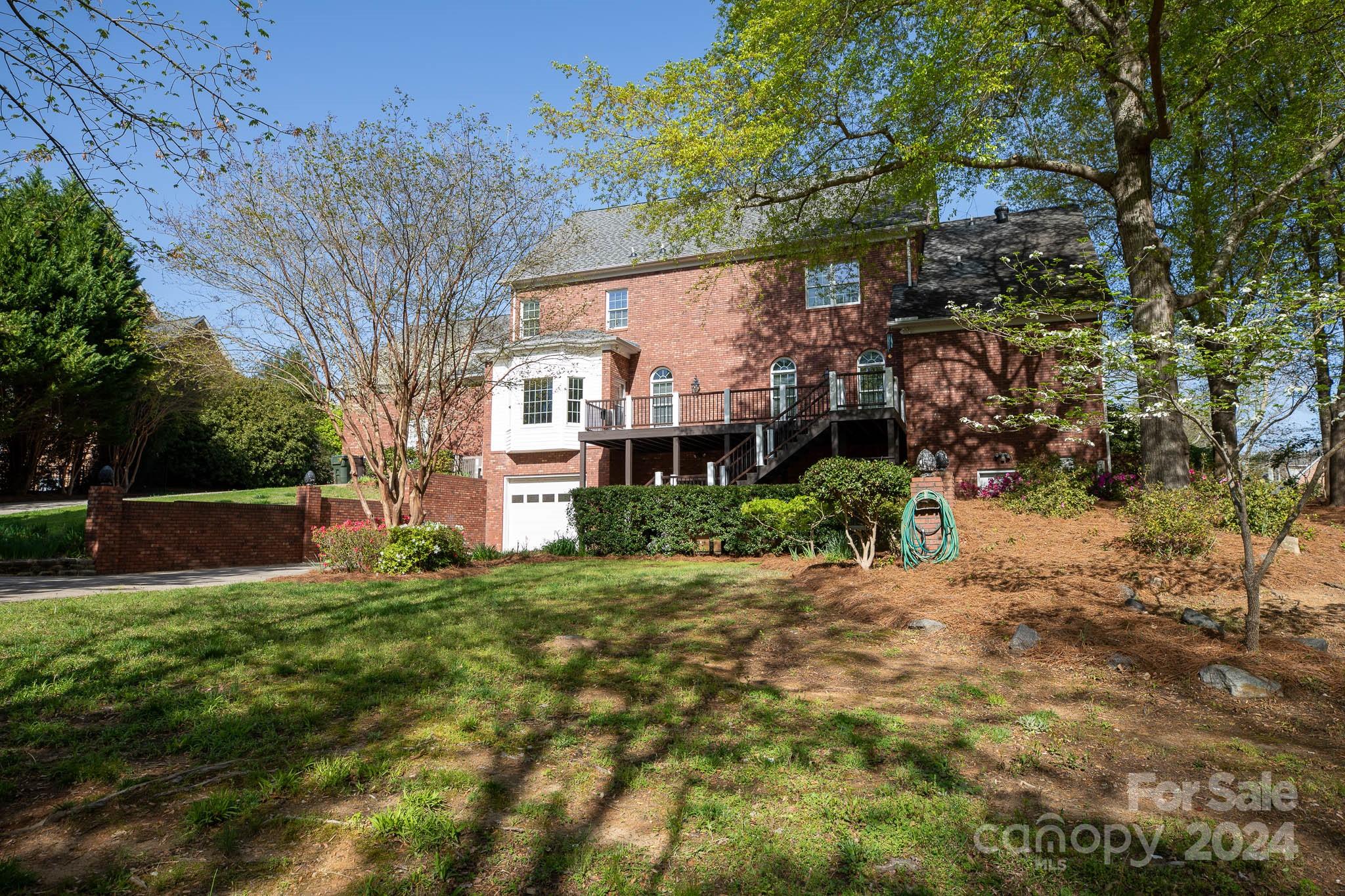 HARLINSDALE - Residential