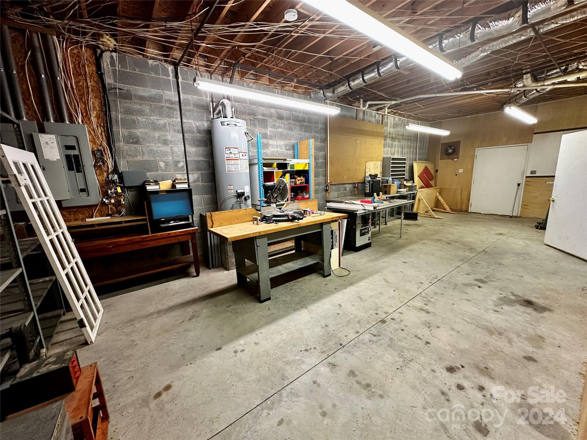 HARLINSDALE - Residential