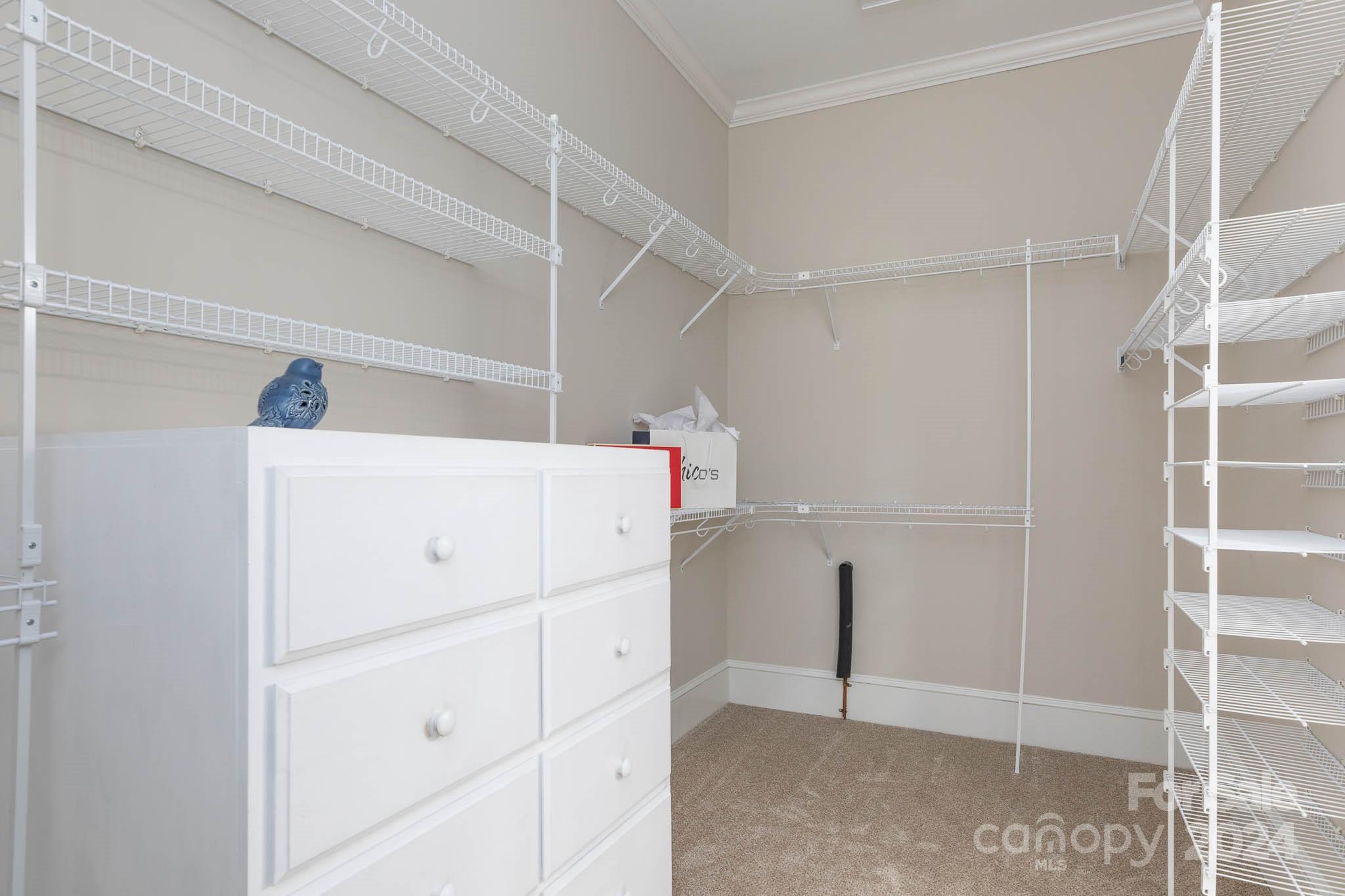 HARLINSDALE - Residential