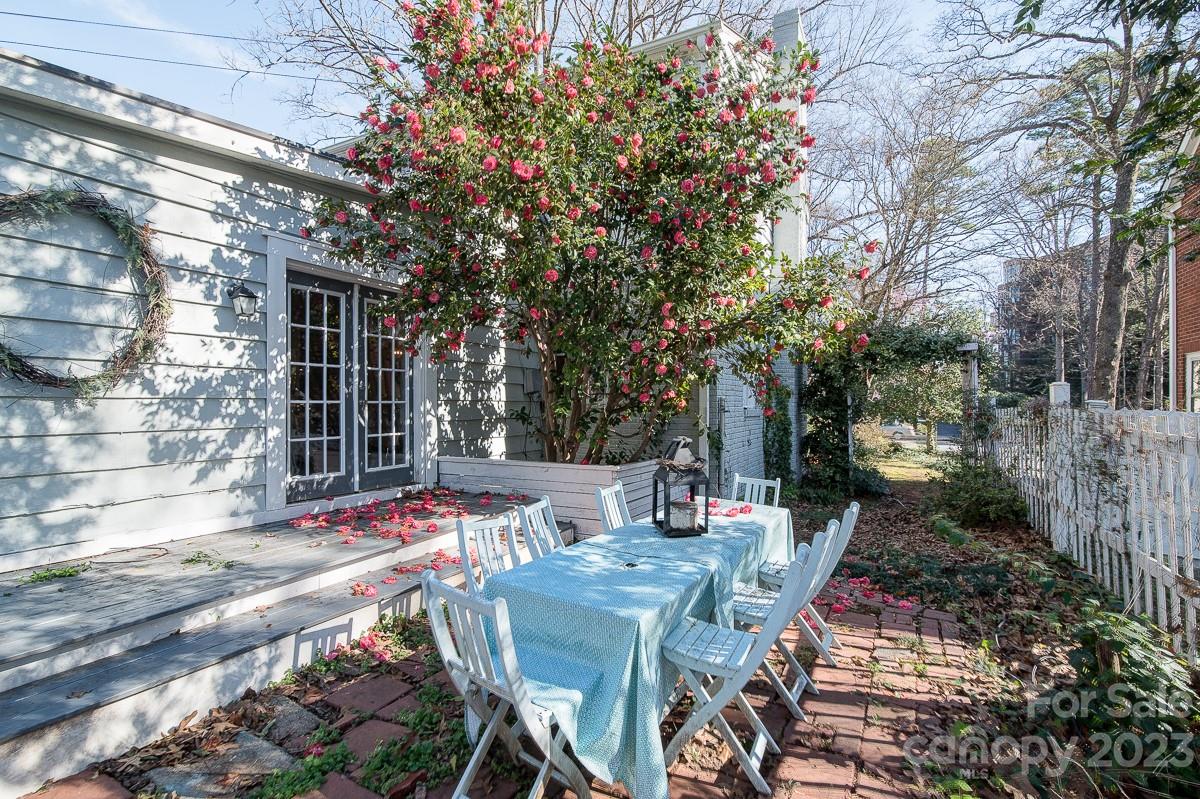 Myers Park - Residential