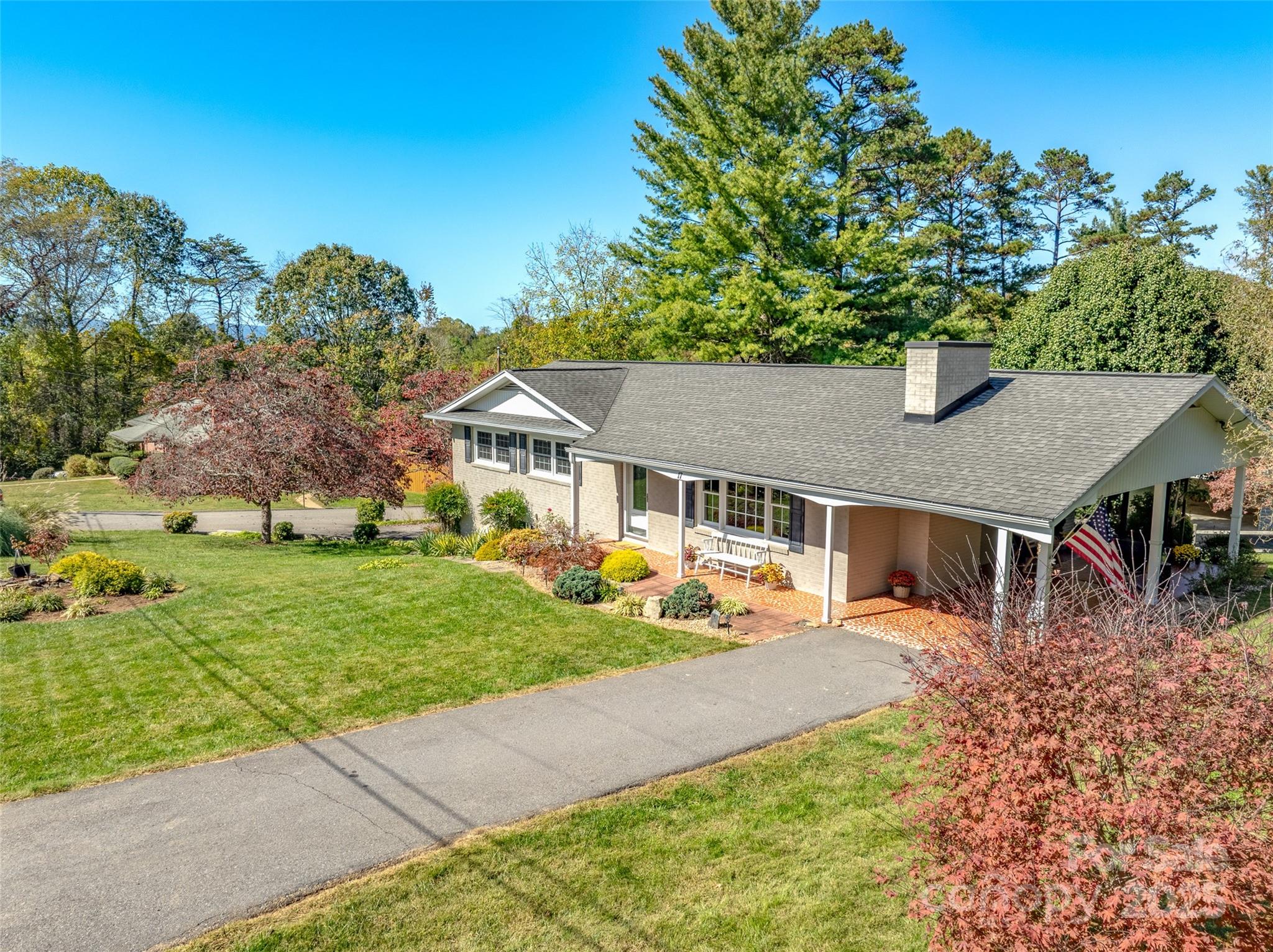 17 Sunset Drive