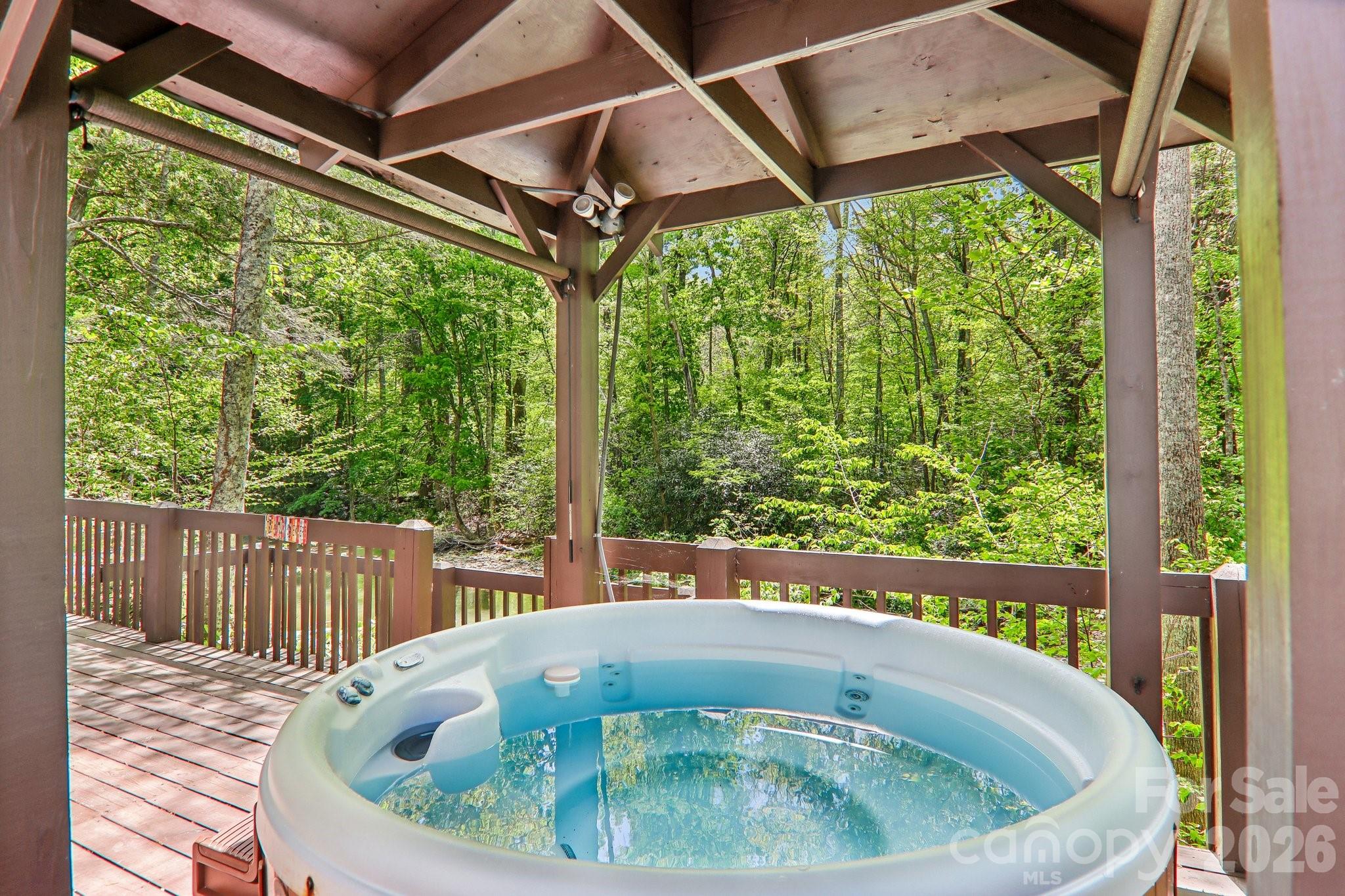 River Wind - Residential