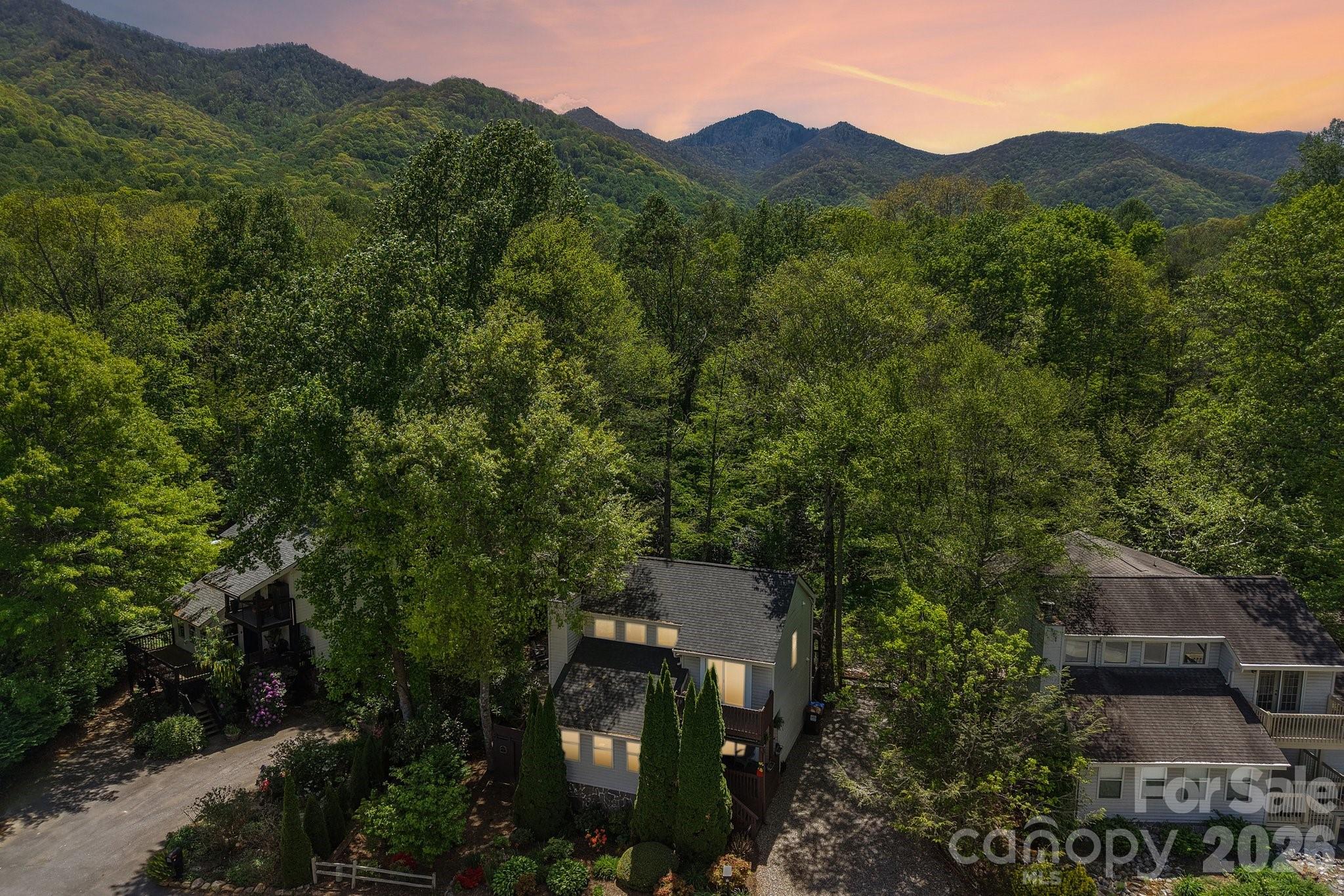River Wind - Residential