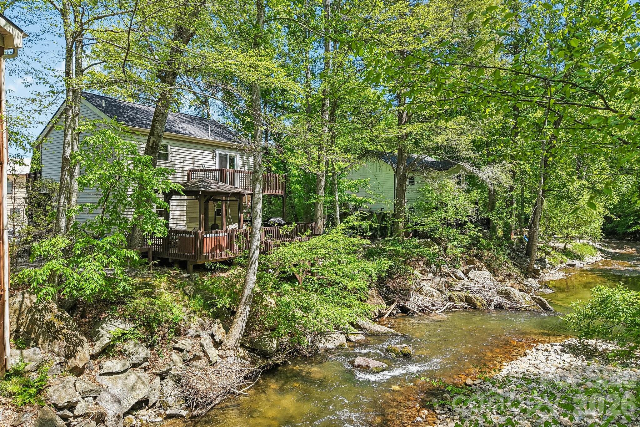 River Wind - Residential