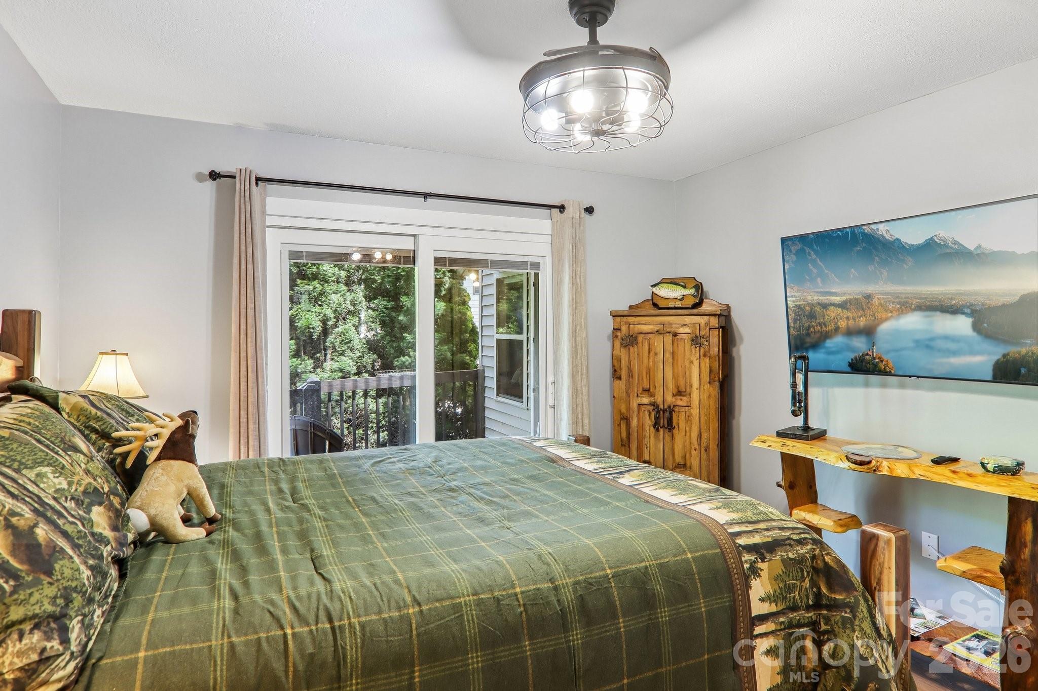 River Wind - Residential