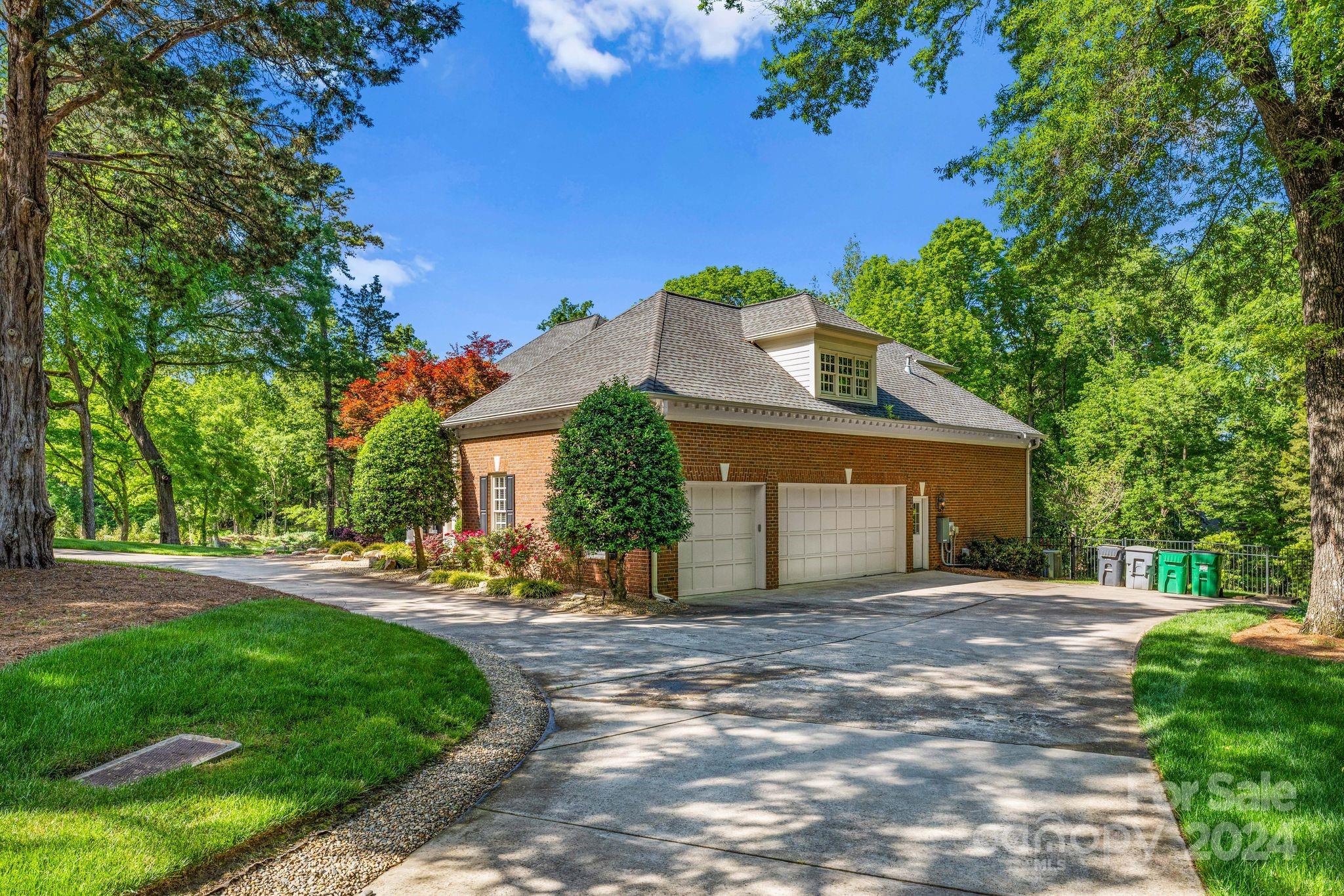 English Gardens - Residential