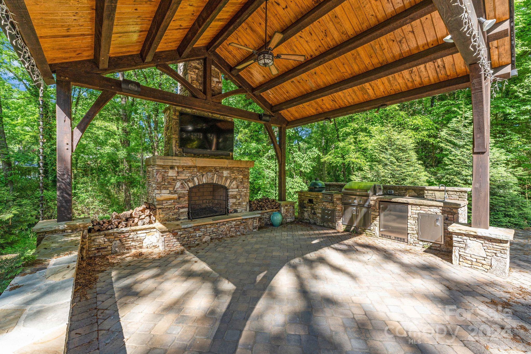 English Gardens - Residential