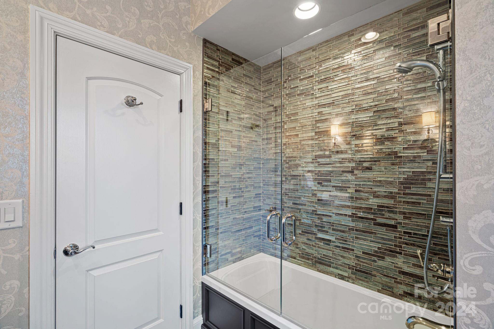 English Gardens - Residential