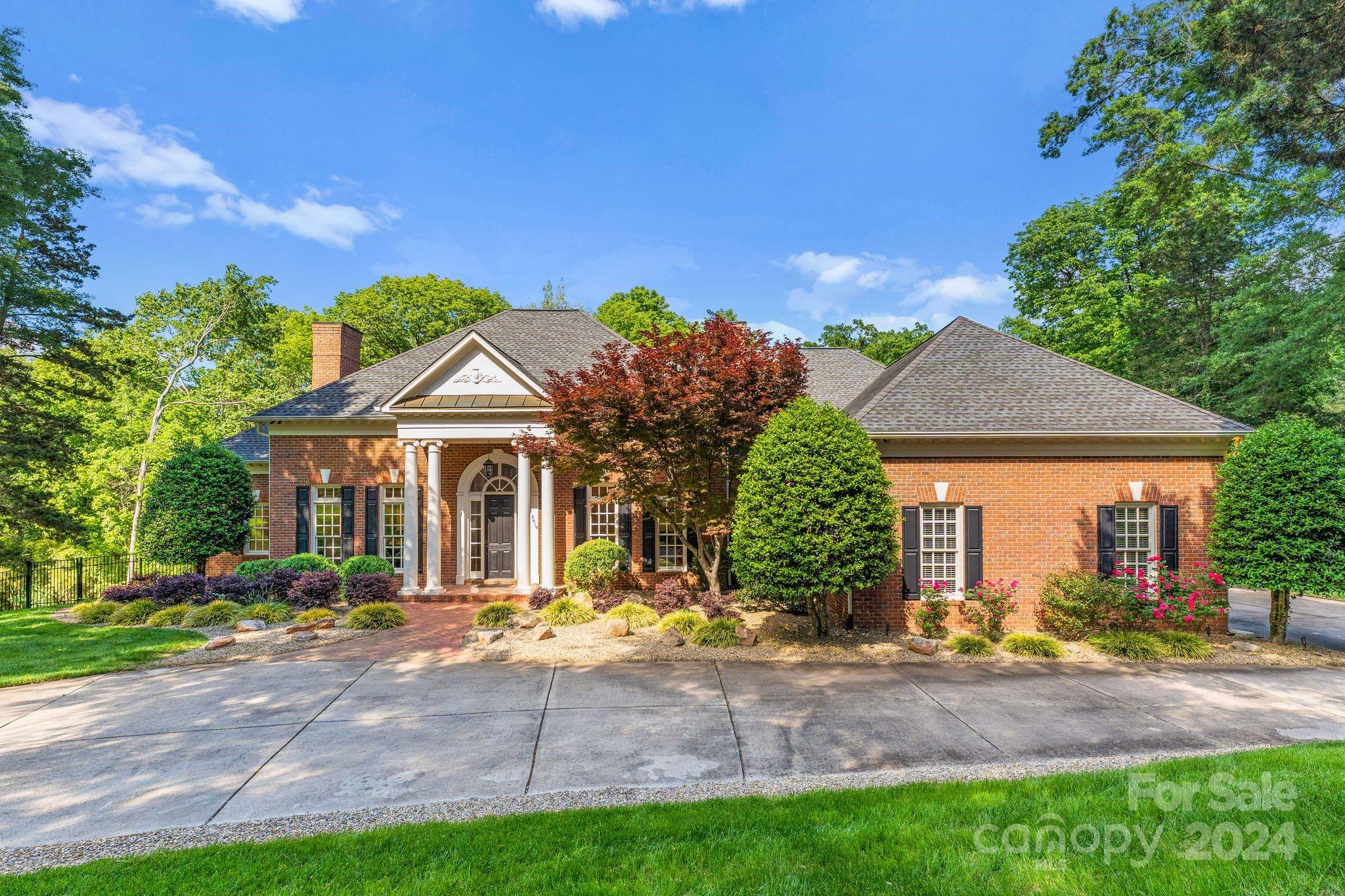 English Gardens - Residential