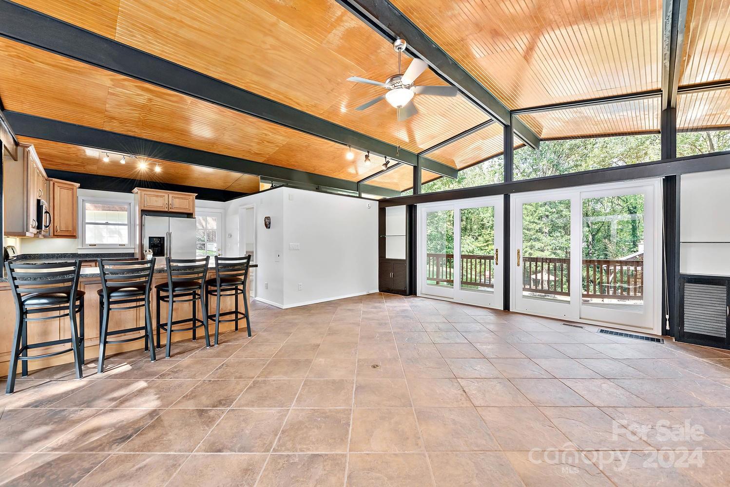 English Gardens - Residential