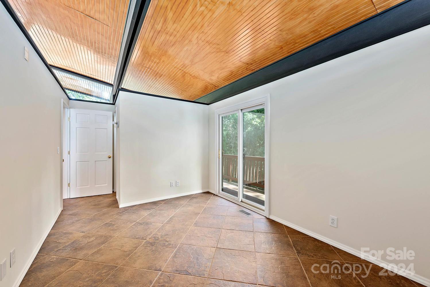 English Gardens - Residential