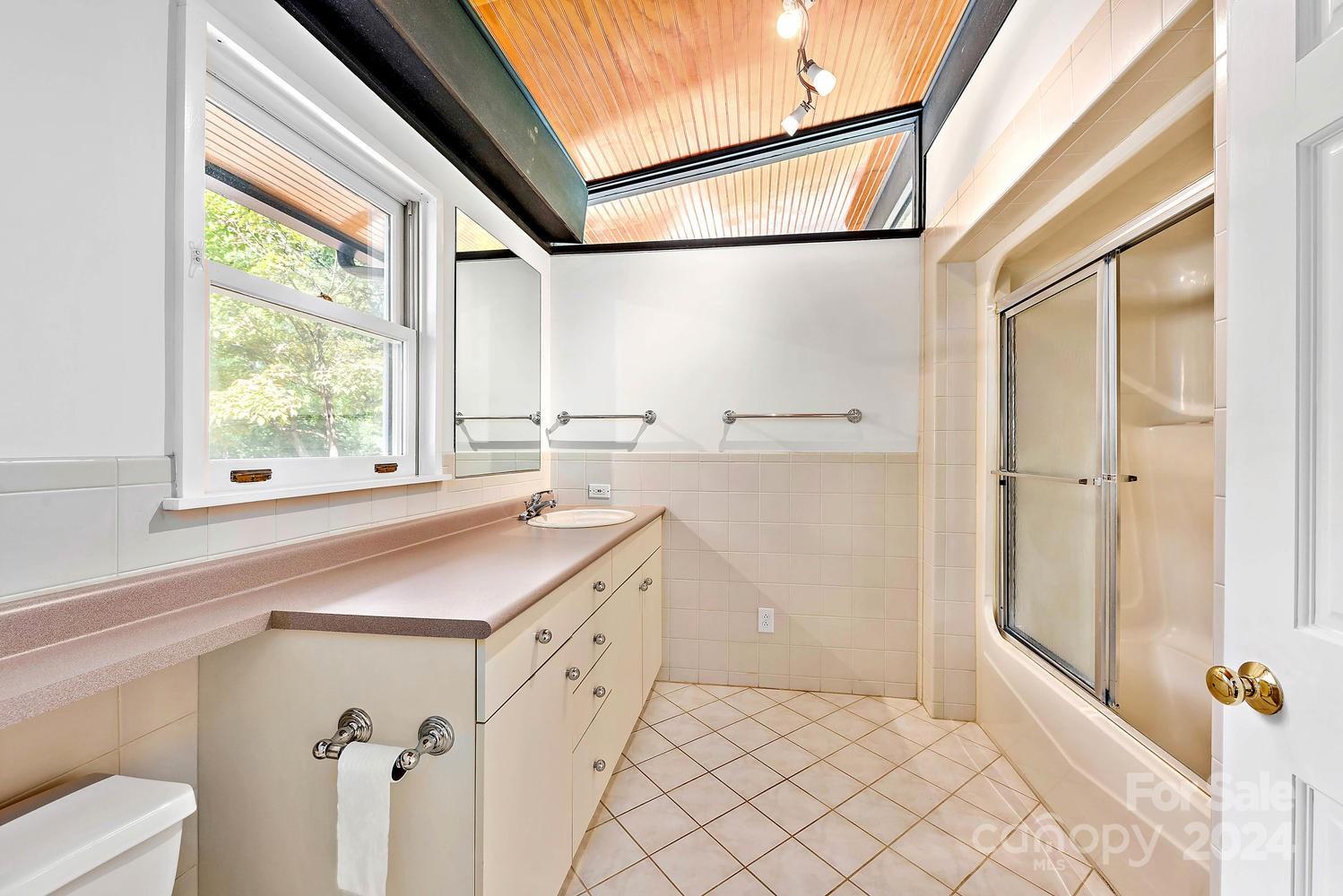 English Gardens - Residential