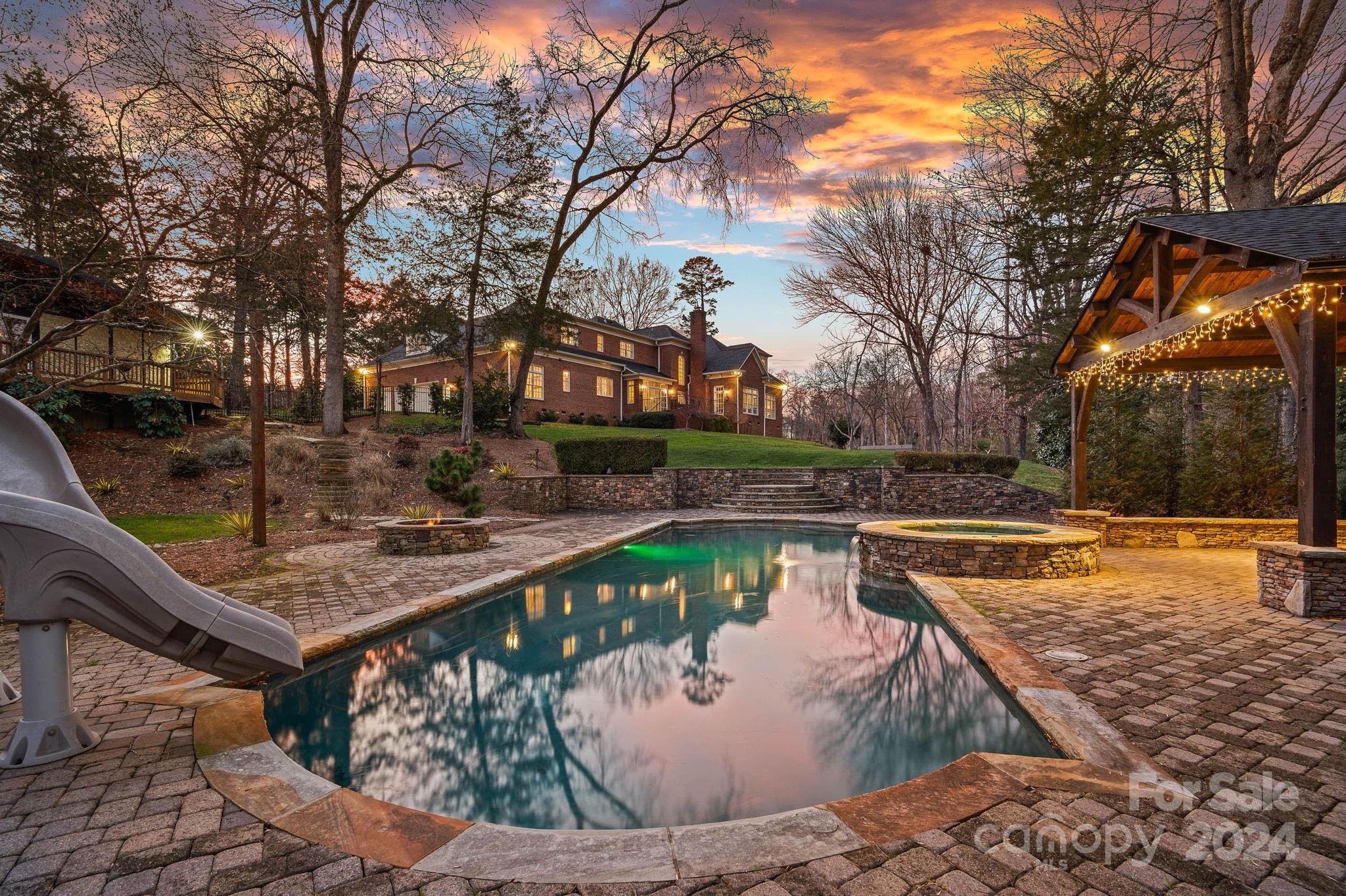 English Gardens - Residential