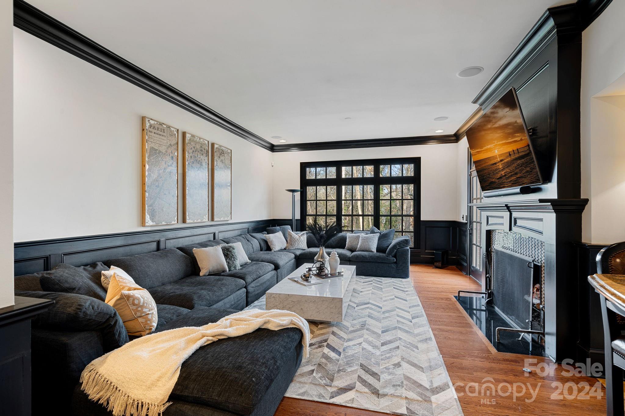 English Gardens - Residential