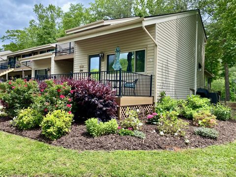 118 W Lake Drive N 205 Lake Lure NC 28746