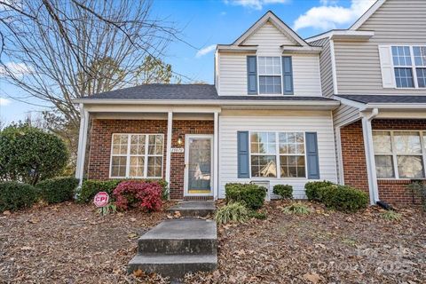 15070 Deshler Court Charlotte NC 28273