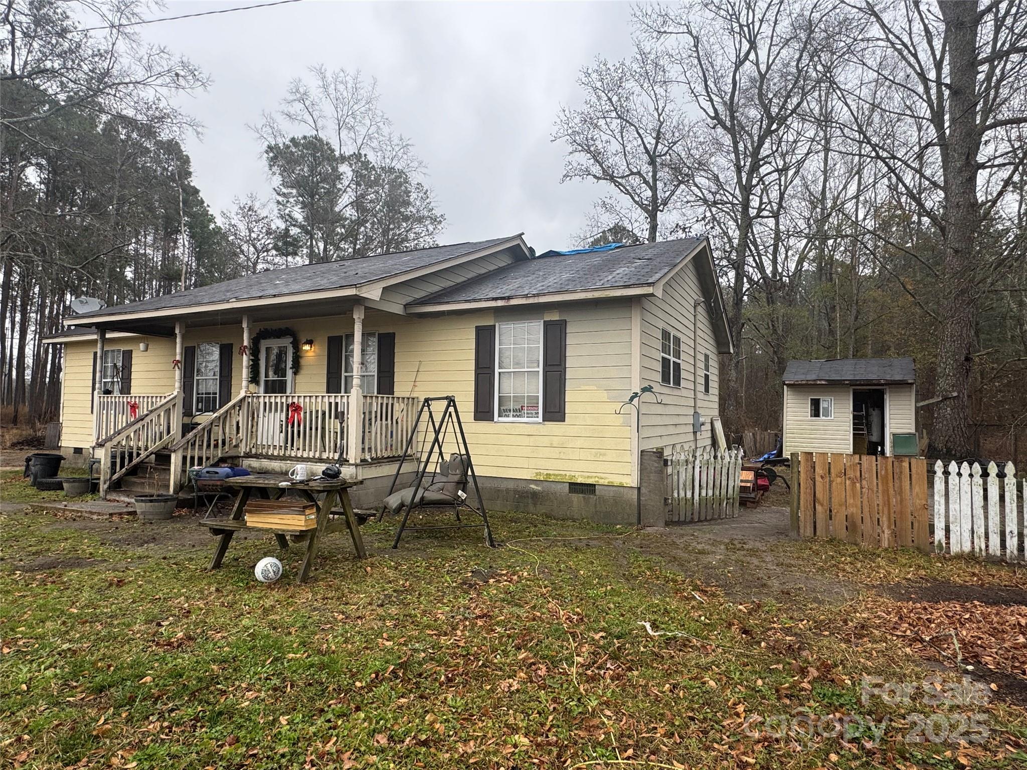 3633 Sandy Flat Road