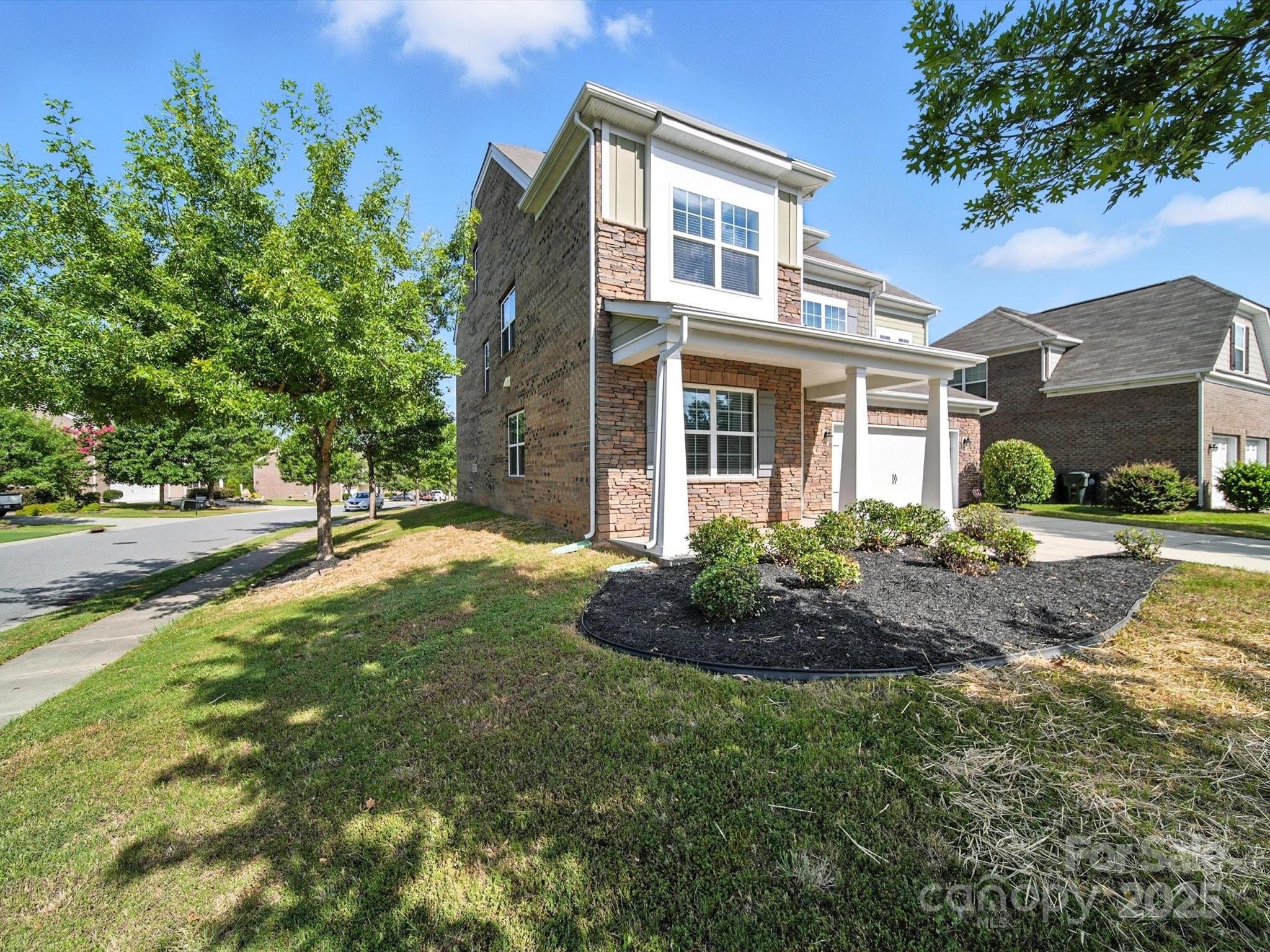 3440 Windstone Lane