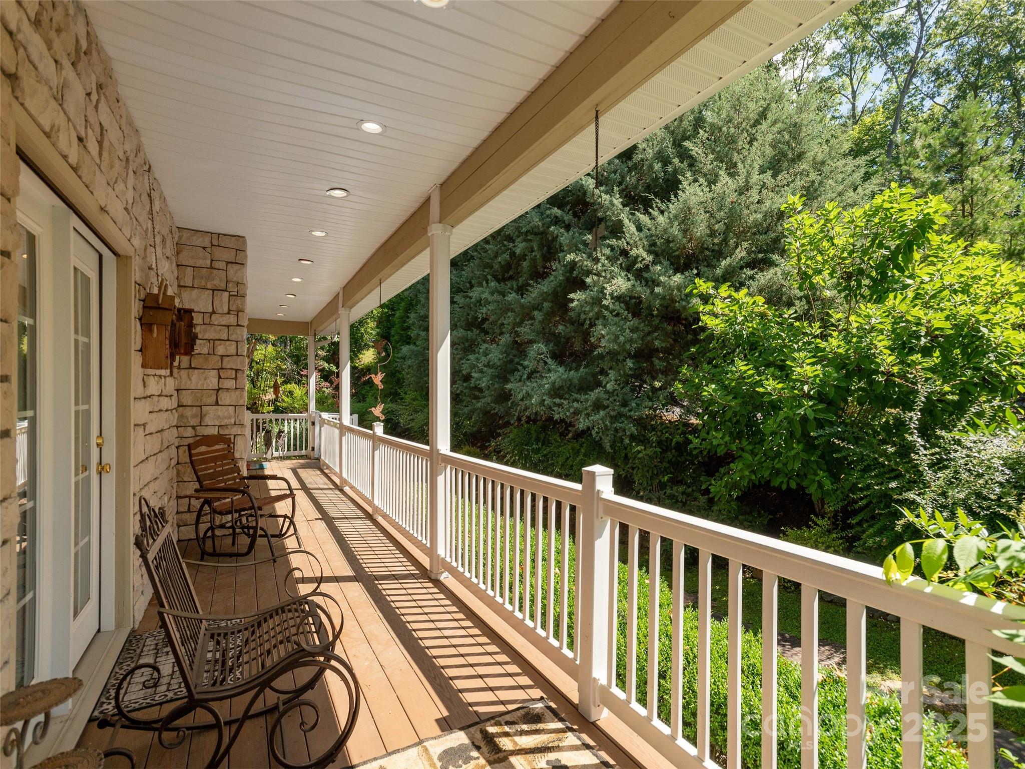 365 Jonathan Creek Drive