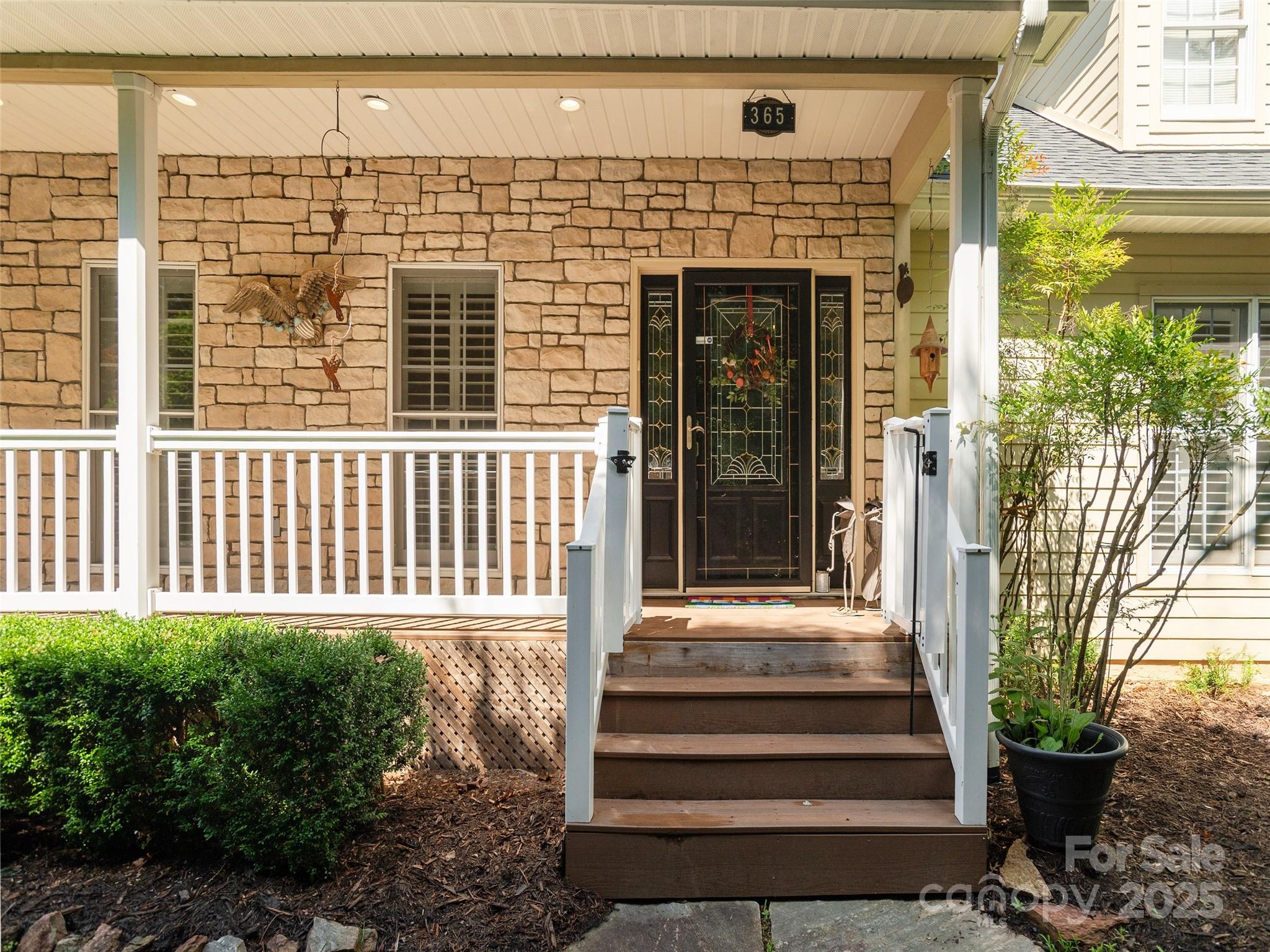 365 Jonathan Creek Drive