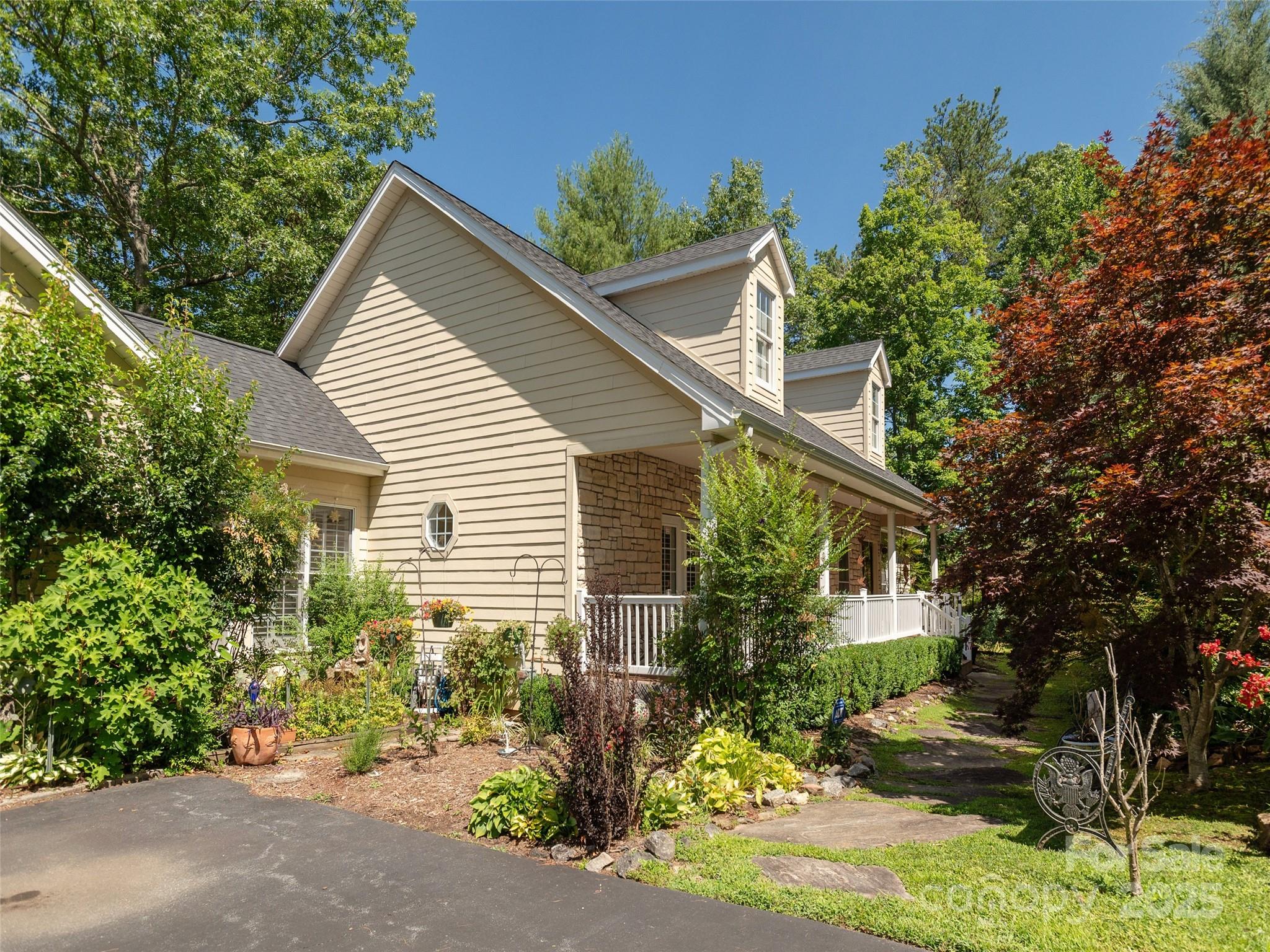 365 Jonathan Creek Drive