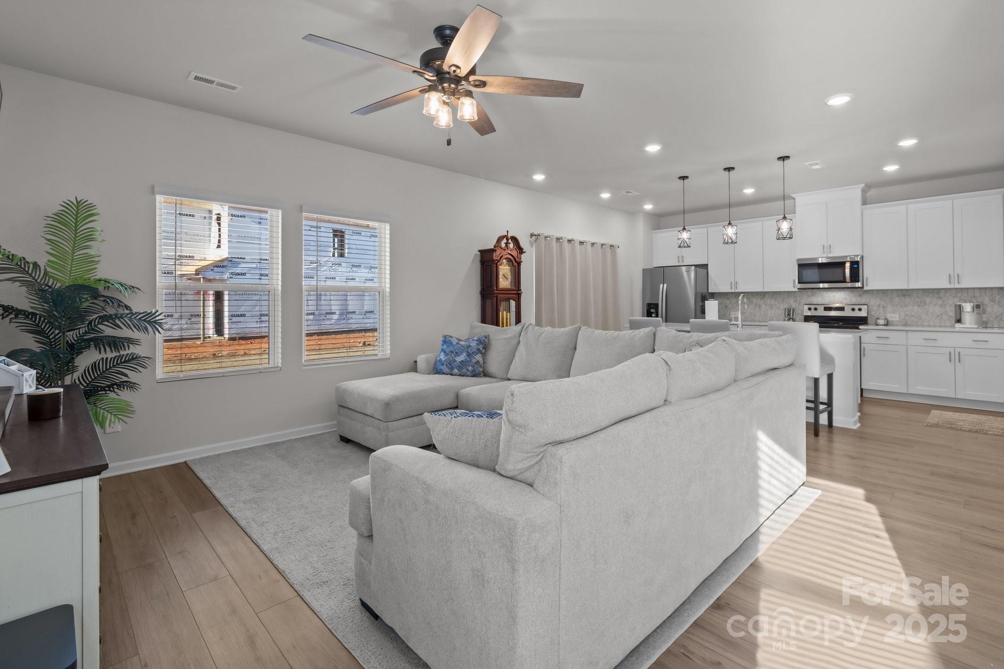 1124 Jeffery Dean Court