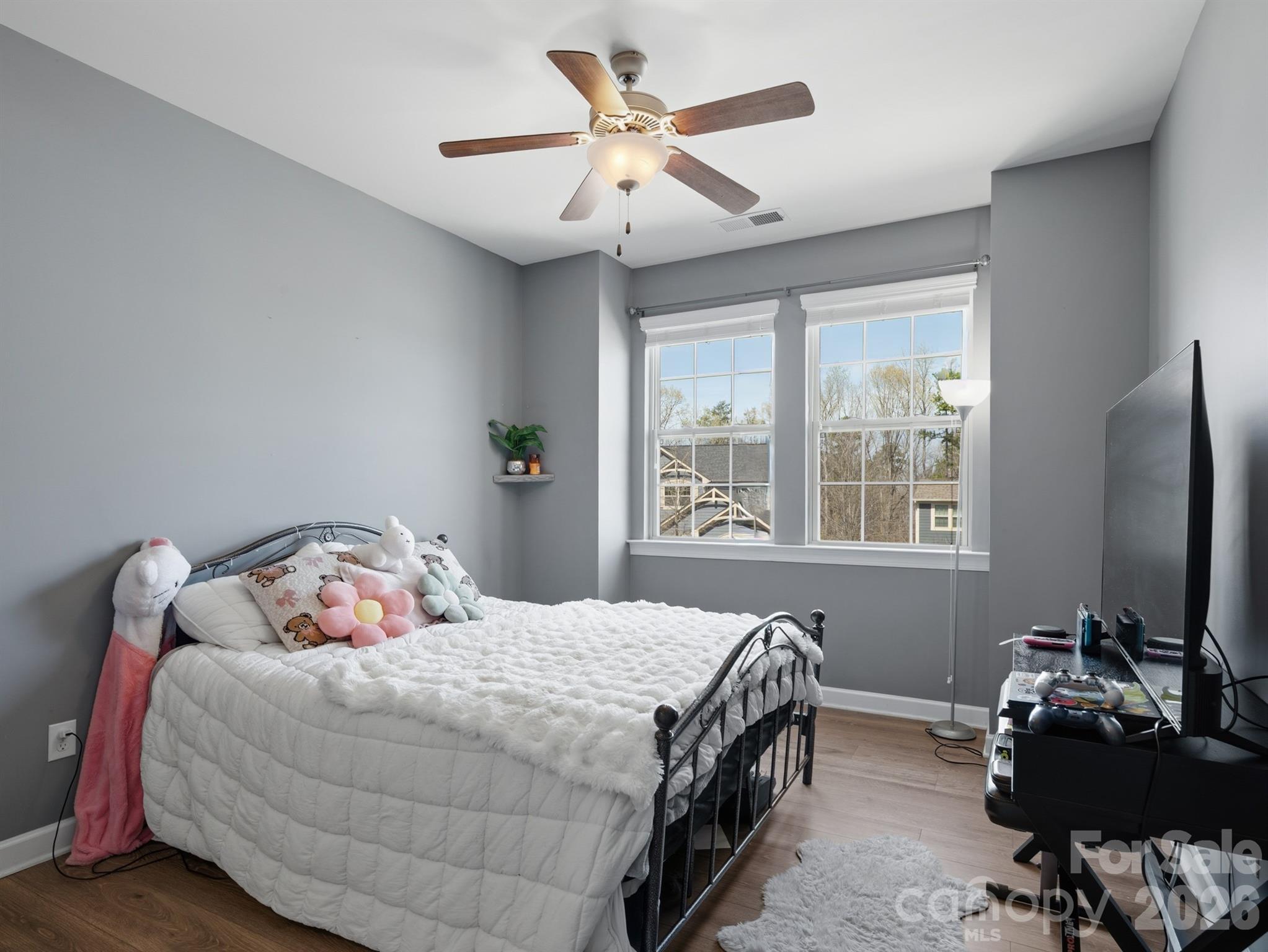 Lake Crest - Residential