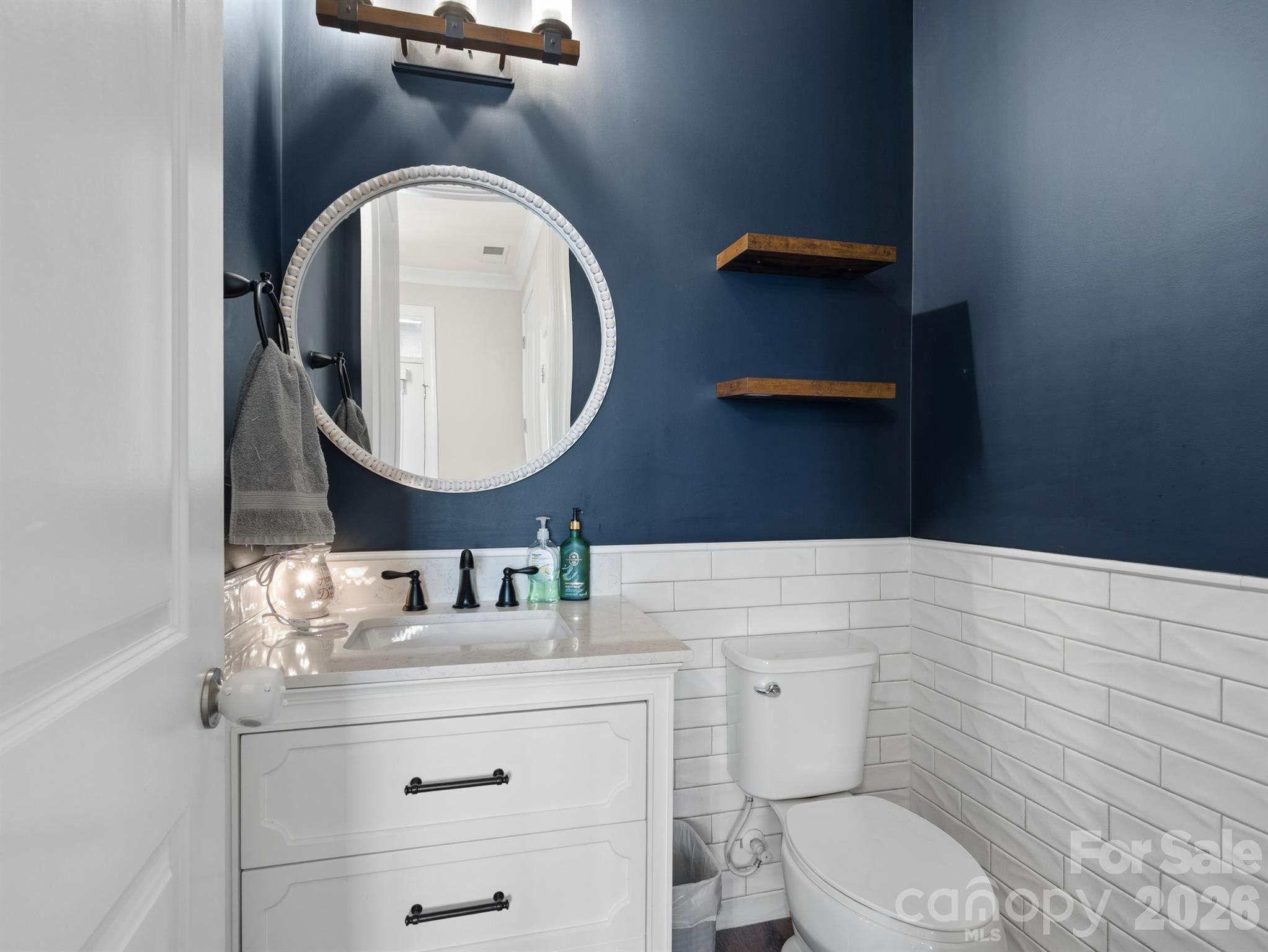 Lake Crest - Residential