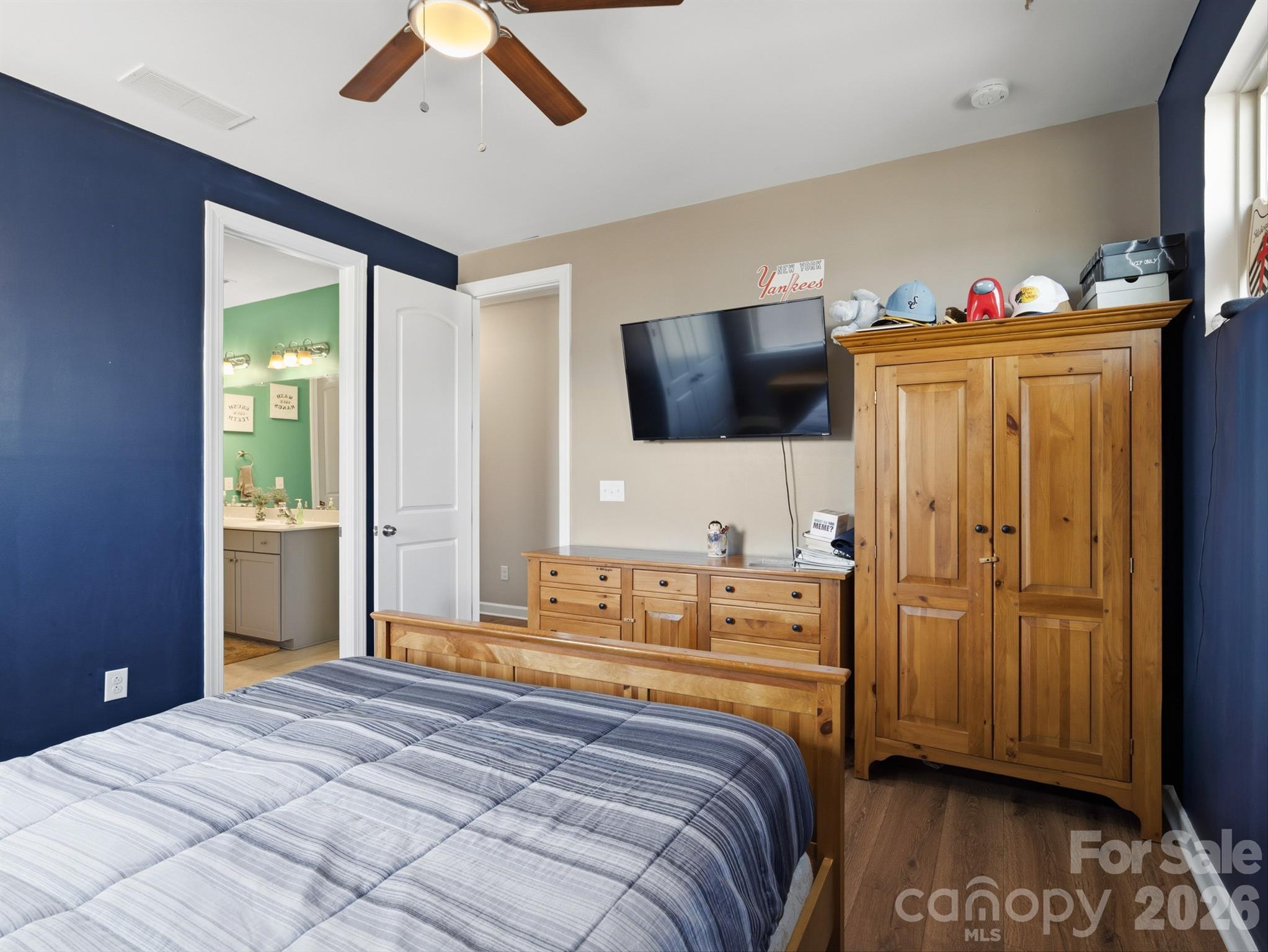 Lake Crest - Residential