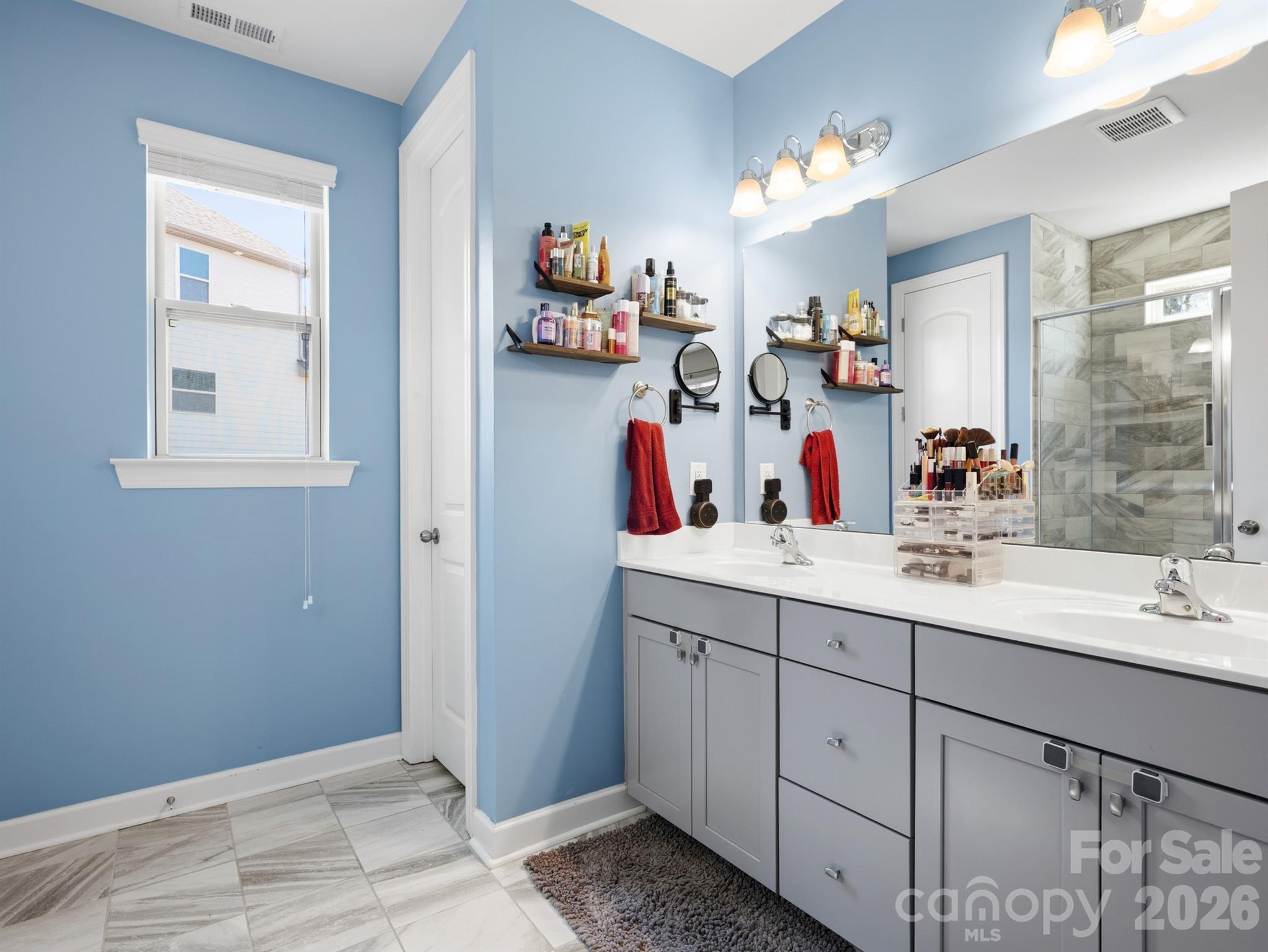 Lake Crest - Residential