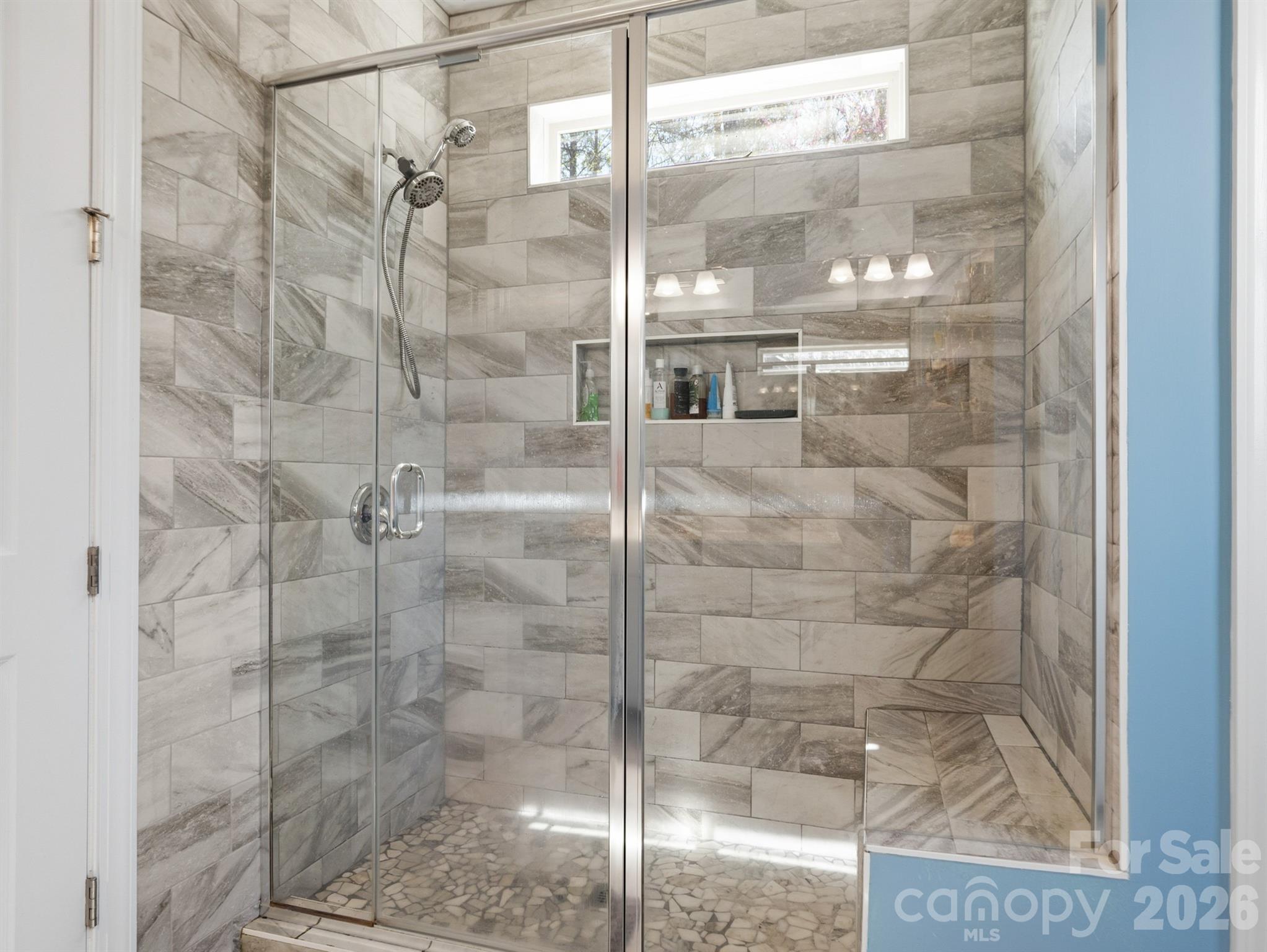 Lake Crest - Residential