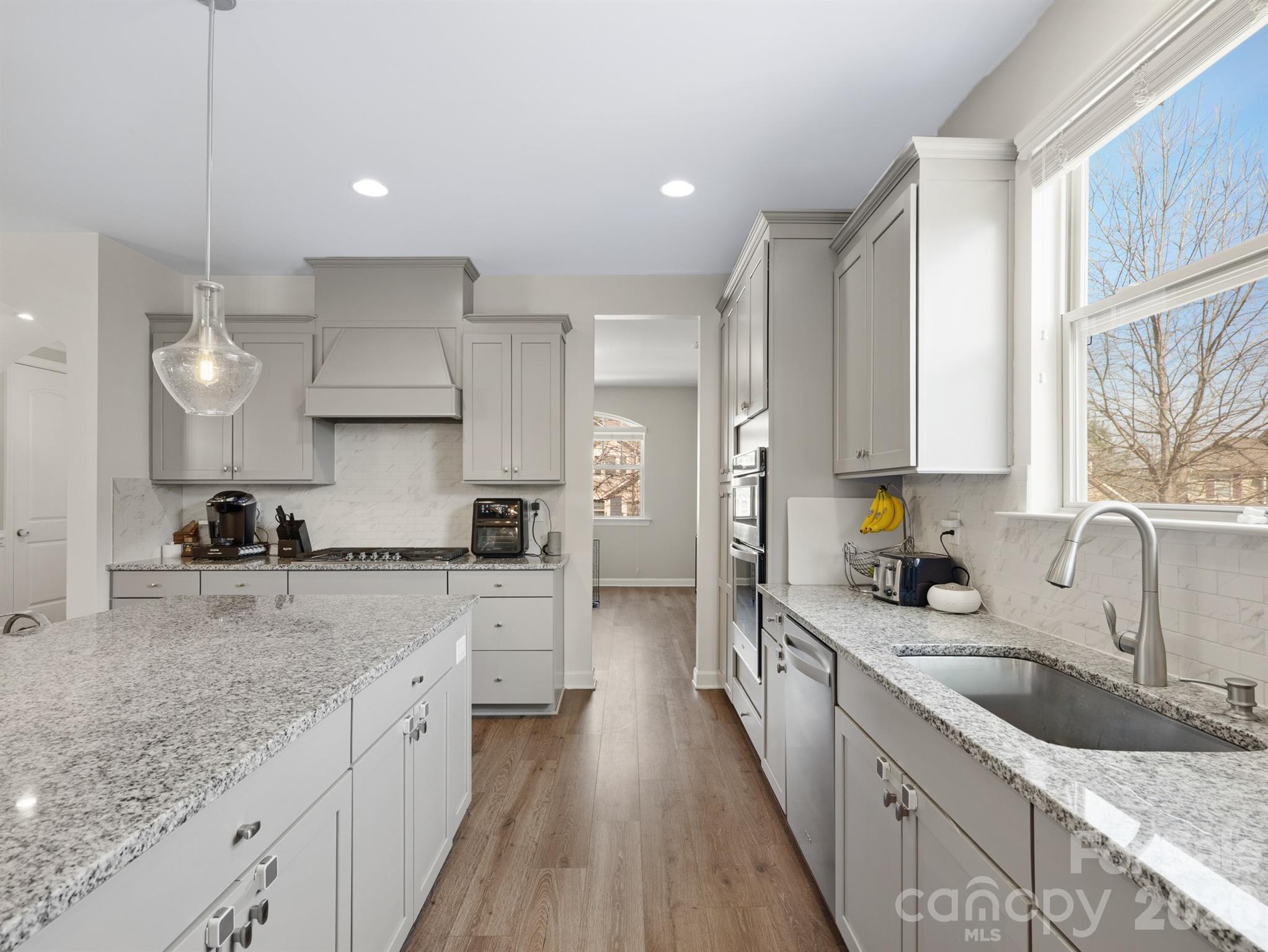 Lake Crest - Residential