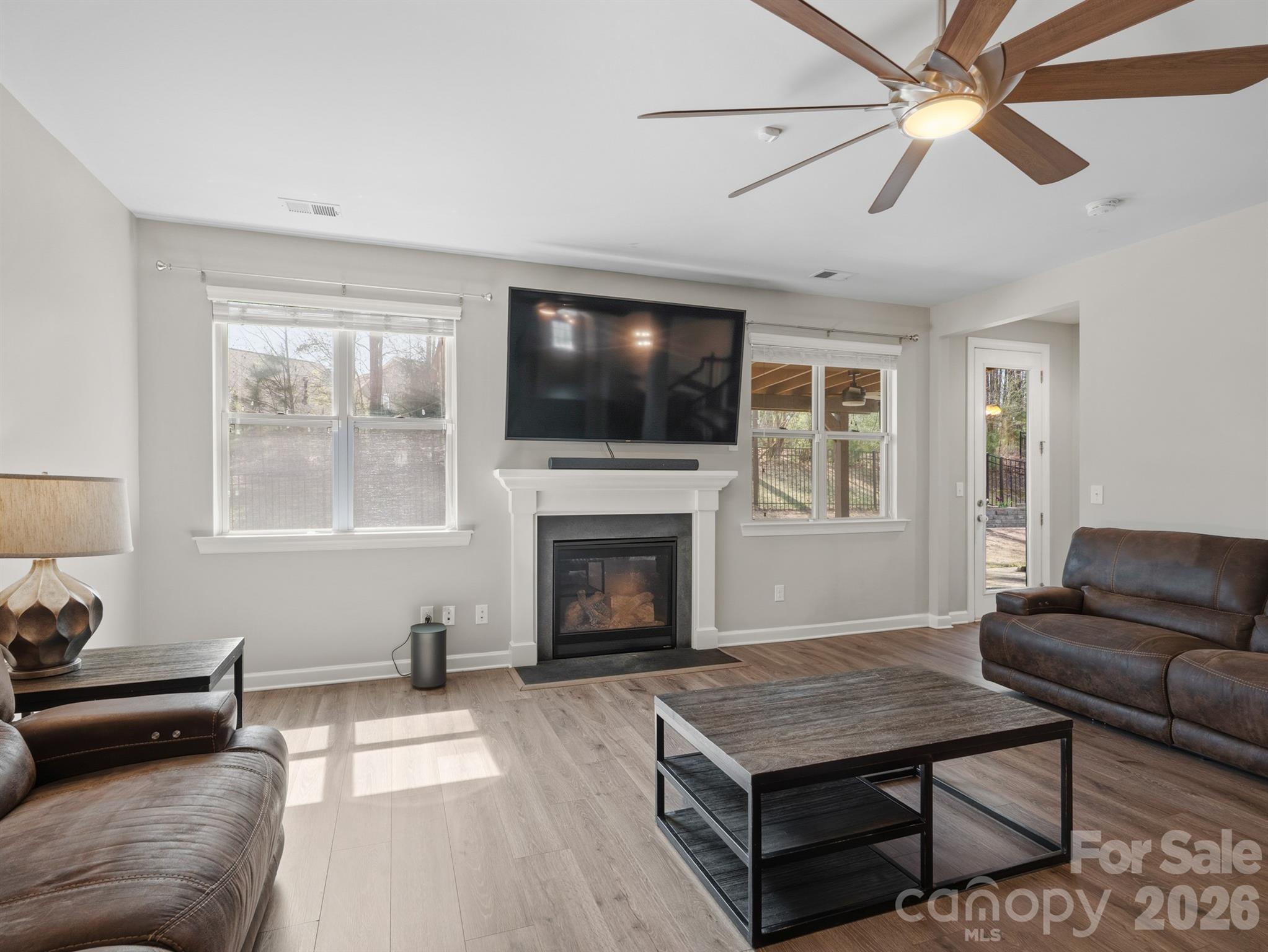 Lake Crest - Residential