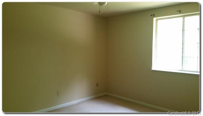 Twelve Oaks - Residential