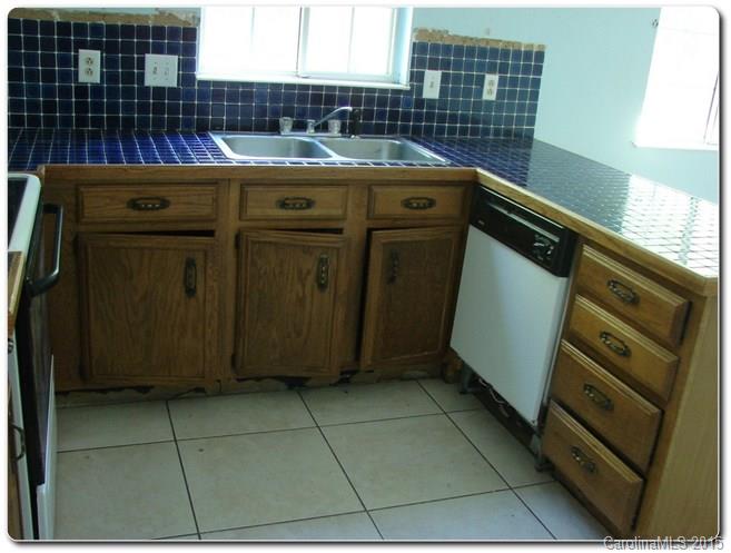 Twelve Oaks - Residential