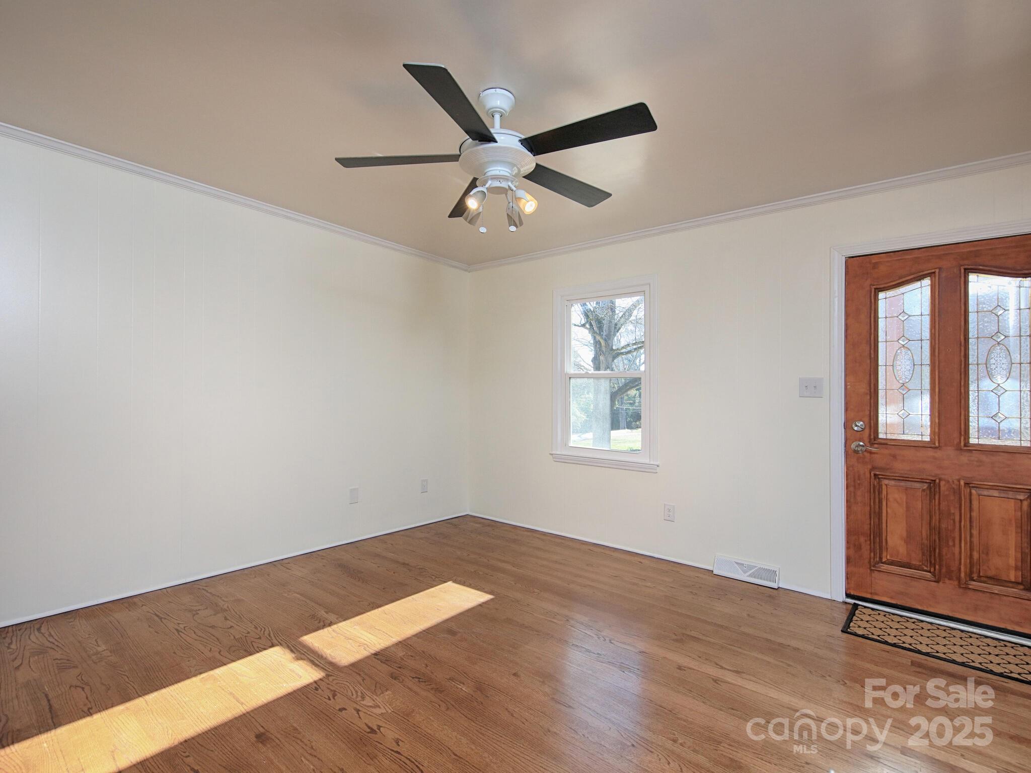 5315 Ruth Drive