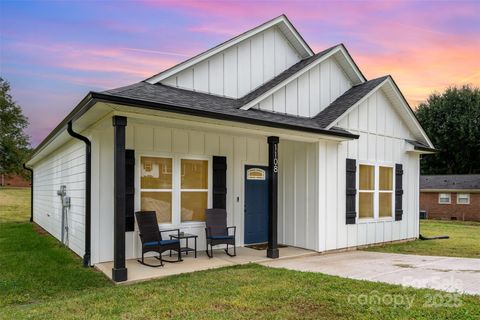 Photo of 1108 Borders Road, Shelby, NC 28150 (MLS # 4309771)