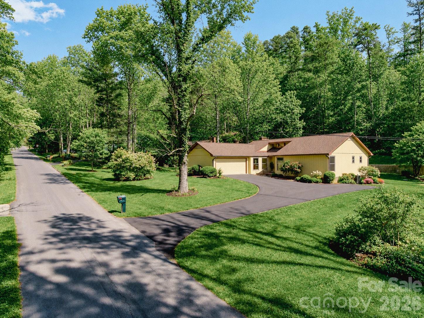 Beautiful home in the sought-after Beaverdam neighborhood!