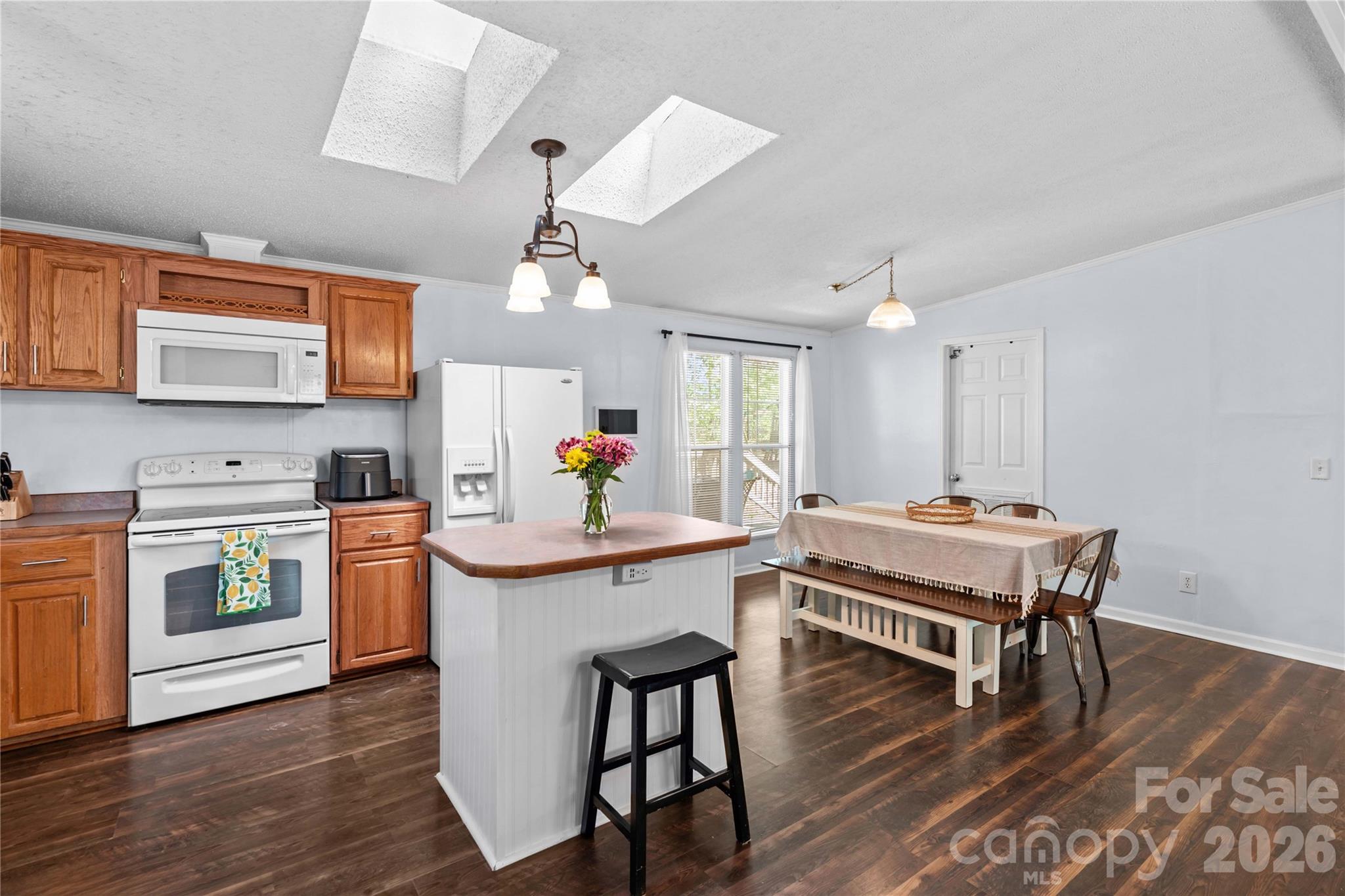 Windward Pointe - Residential